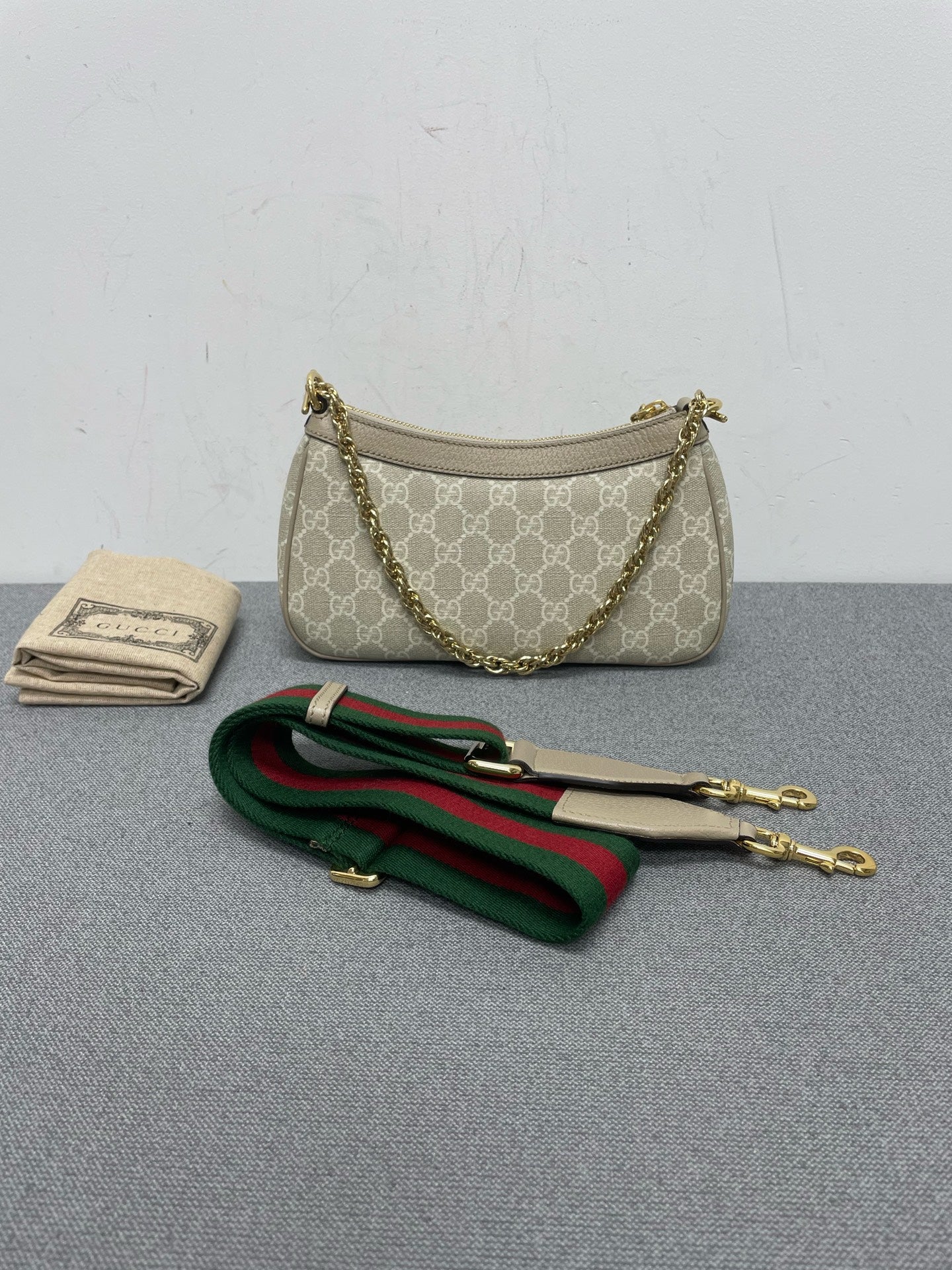 Gucci - Other - Synthetic - Beige - (small)
