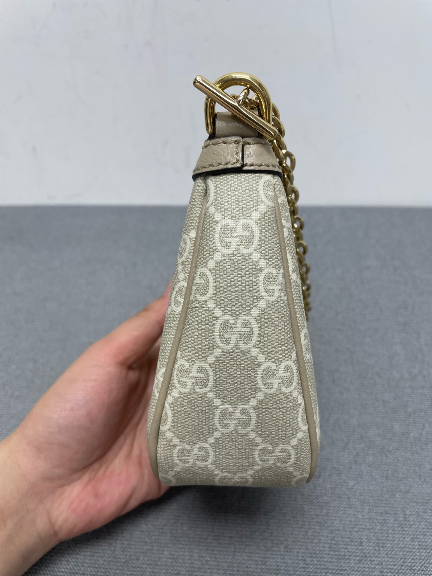 Gucci - Other - Synthetic - Beige - (small)