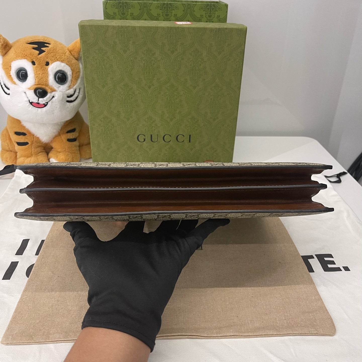 Gucci - Other - Synthetic - Beige - (small)