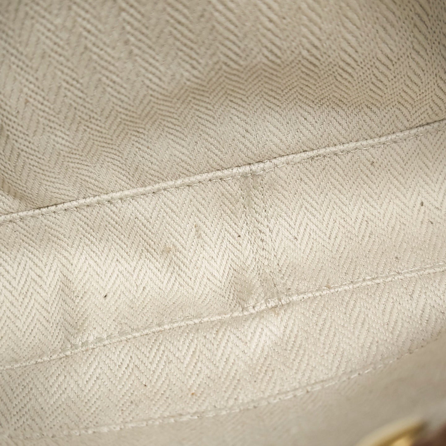 Gucci - Other - Synthetic - Beige - (small)