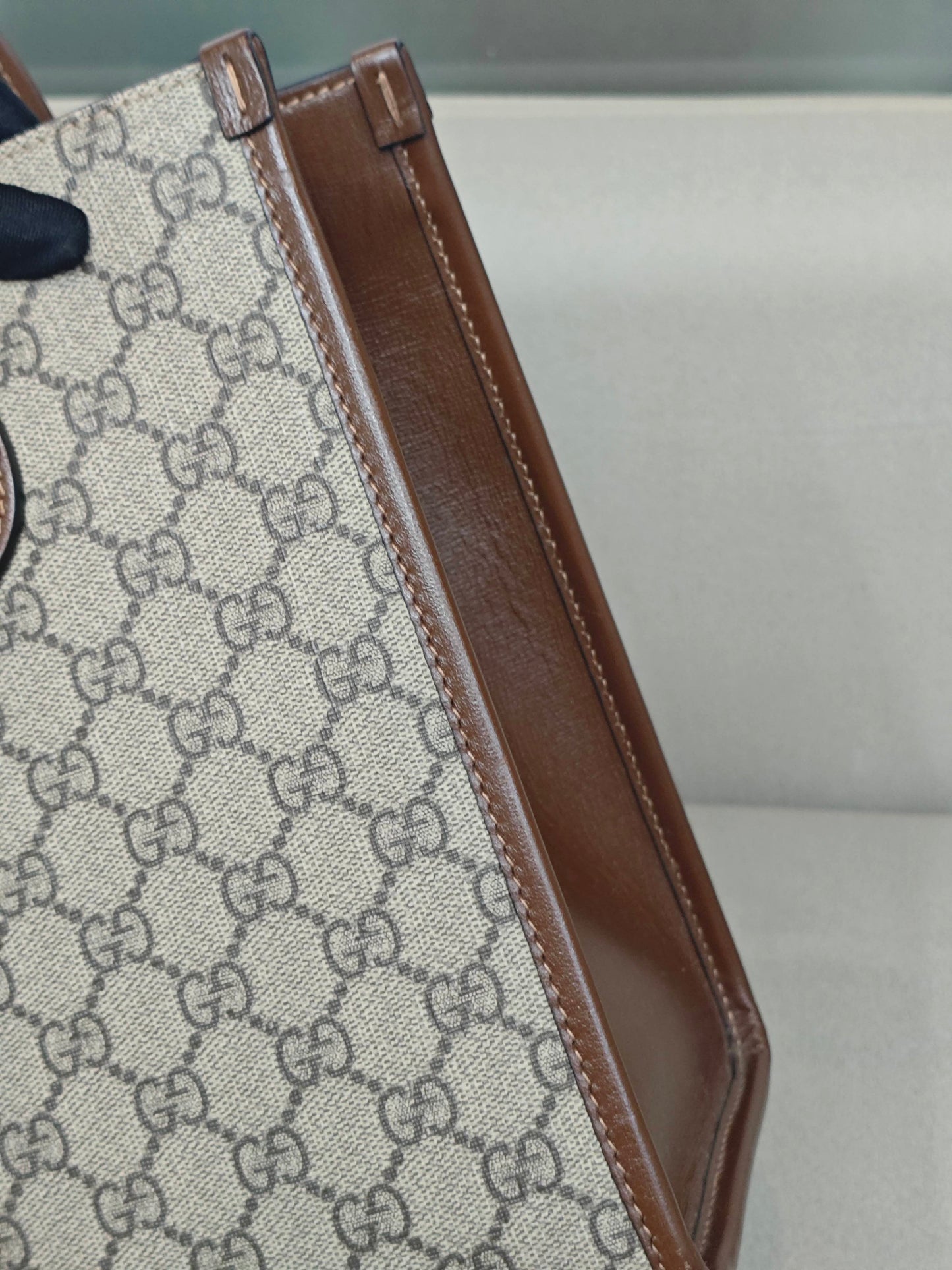 Gucci - Other - Synthetic - Beige - (small)