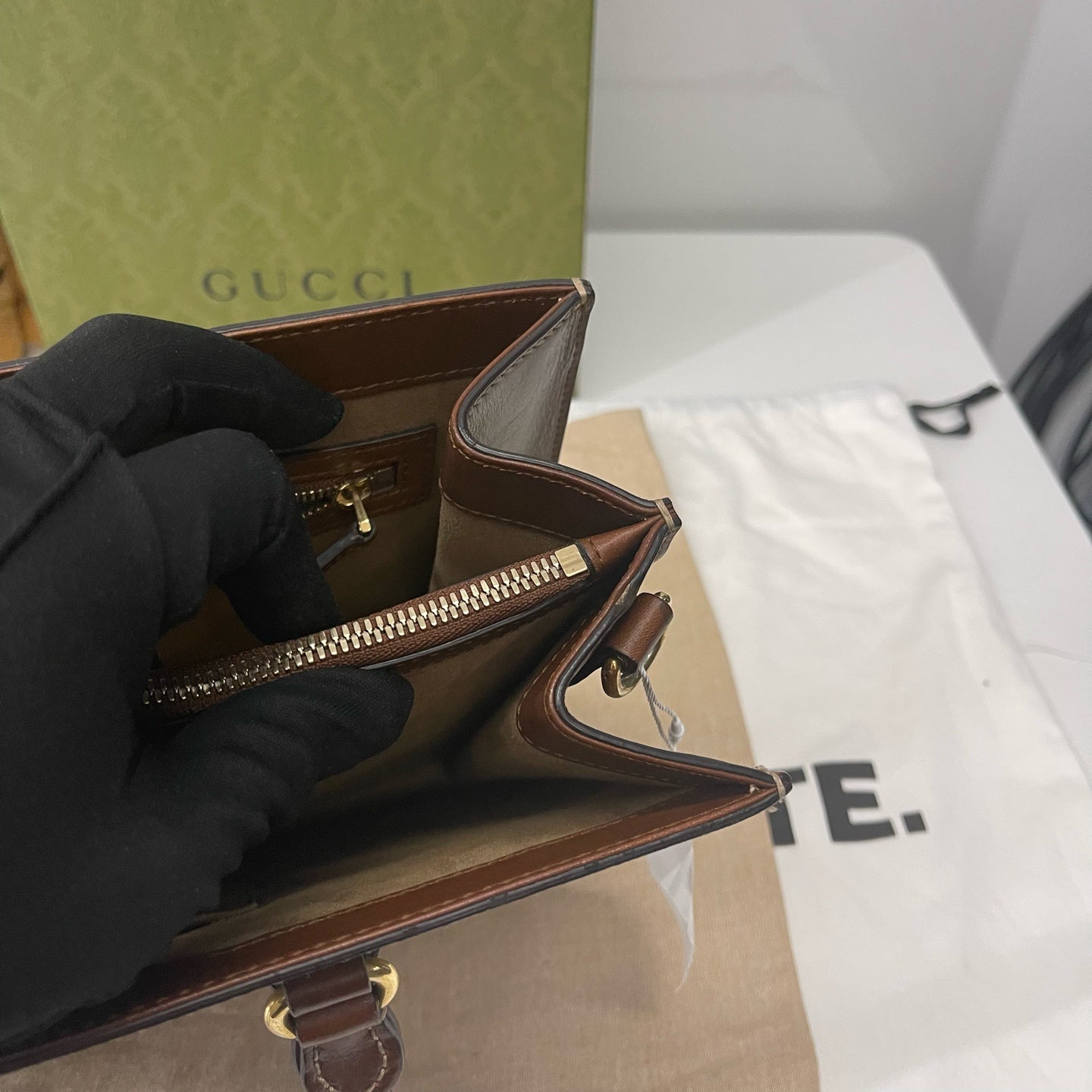 Gucci - Other - Synthetic - Beige - (small)