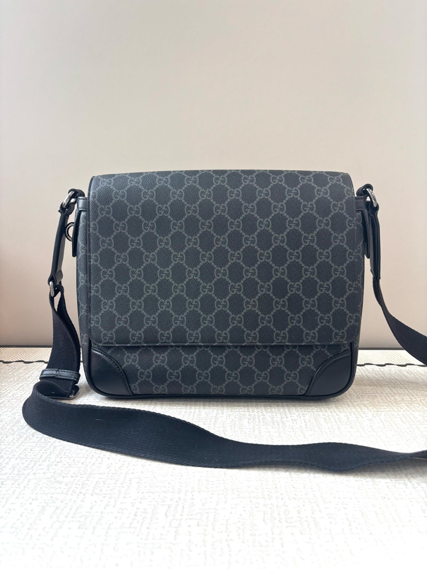 Gucci - Other - Synthetic - Black - (medium)