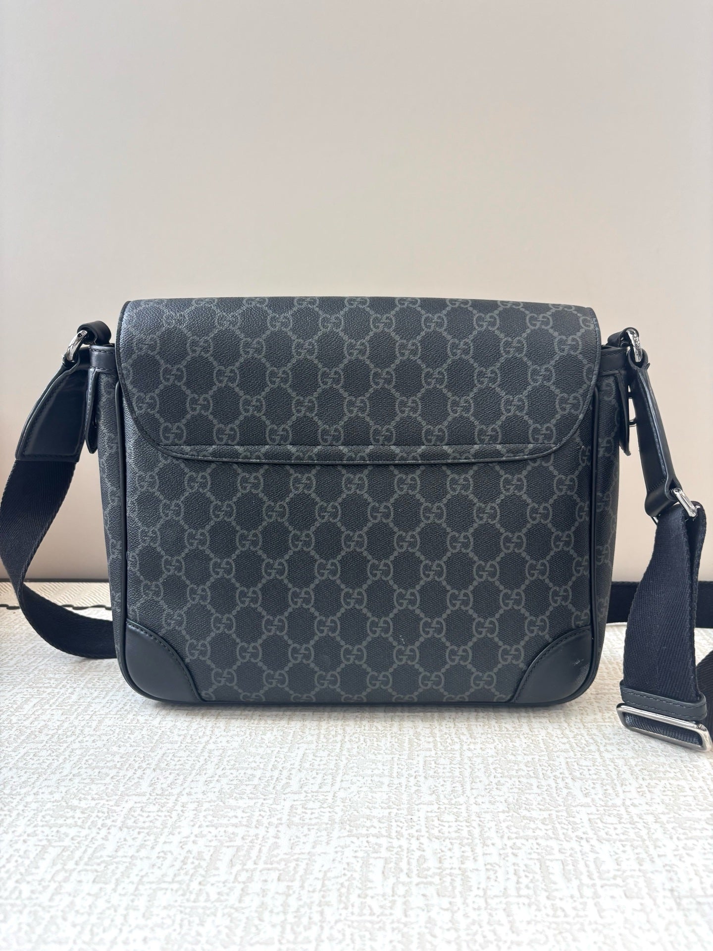Gucci - Other - Synthetic - Black - (medium)