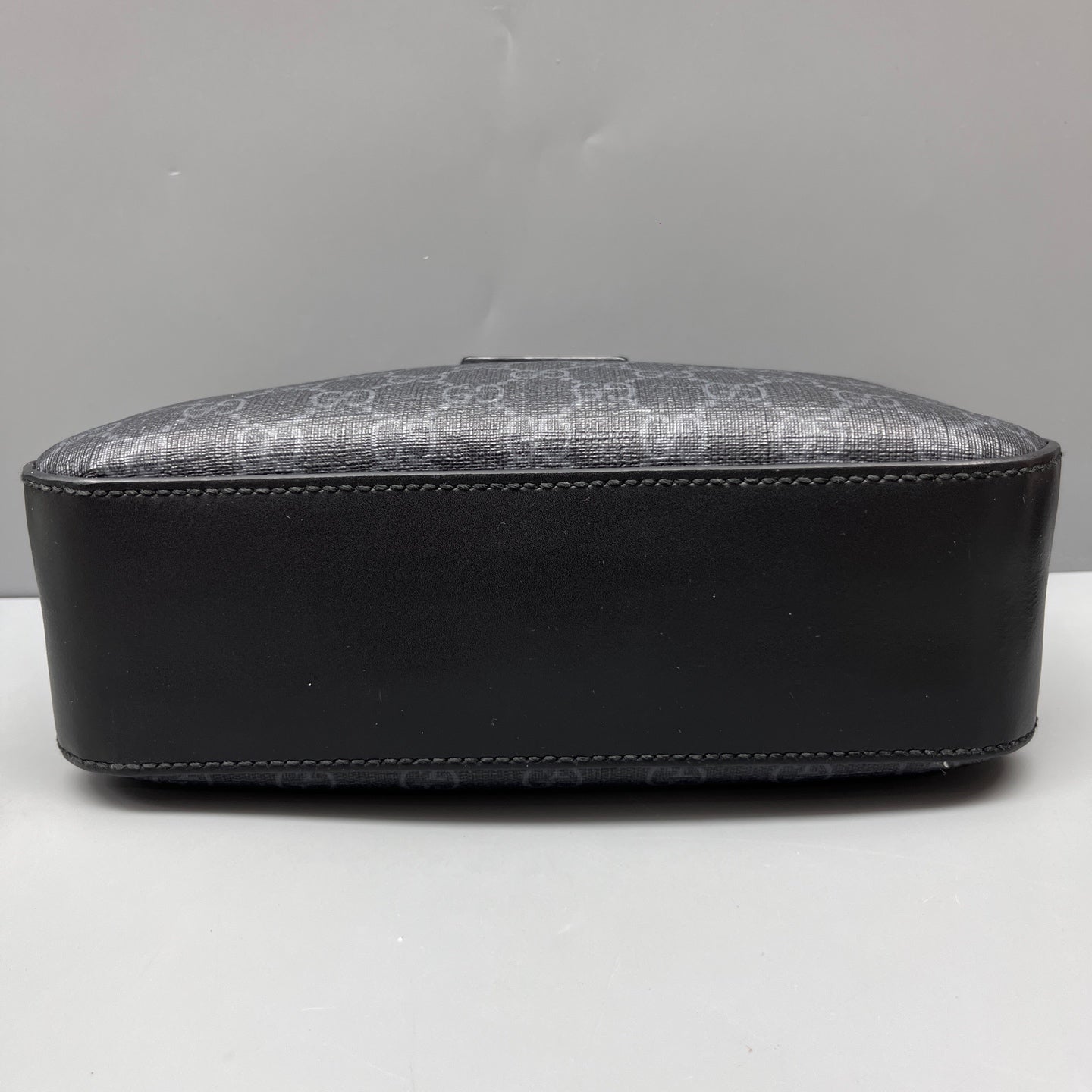 Gucci - Other - Synthetic - Black - (Small)
