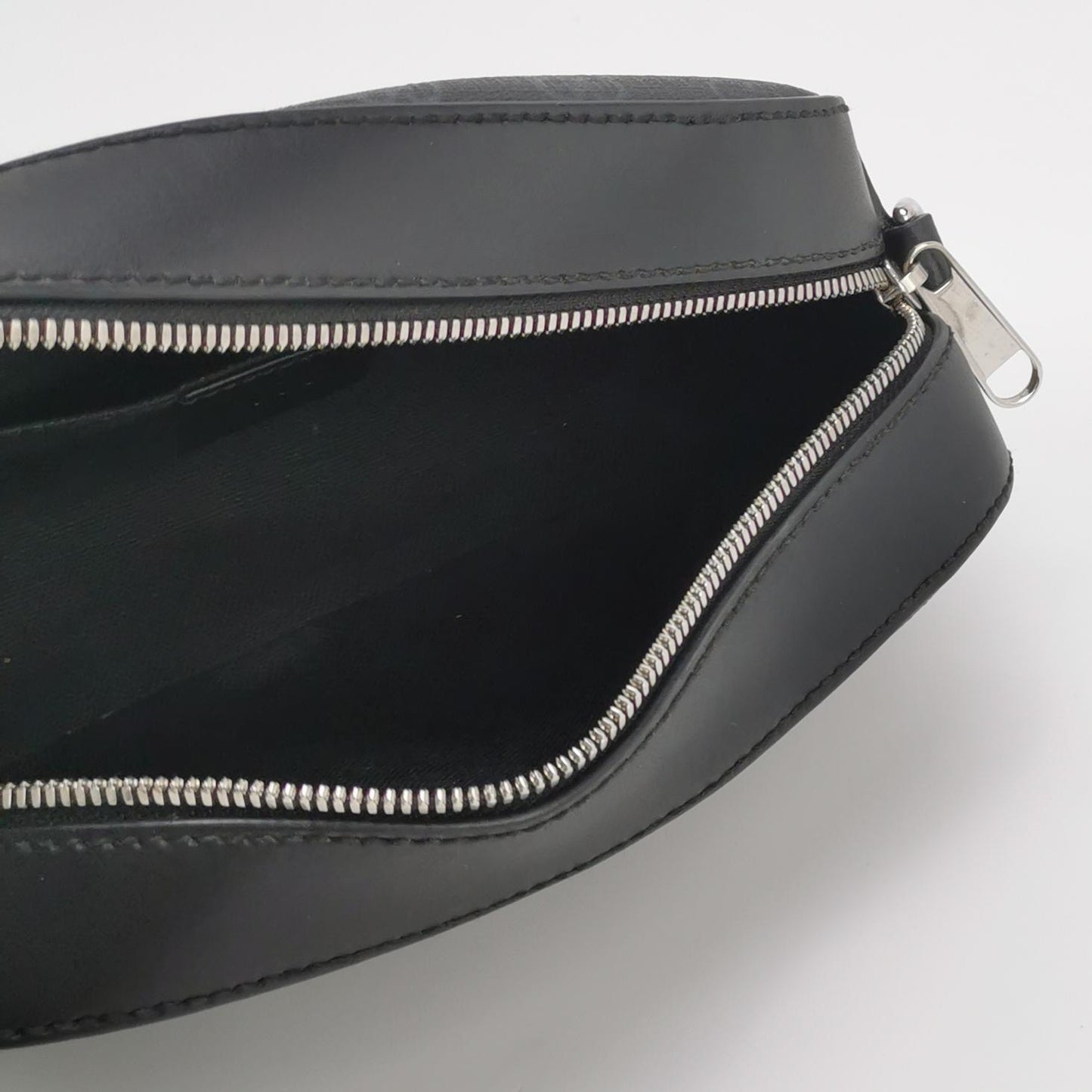 Gucci - Other - Synthetic - Black - (small)