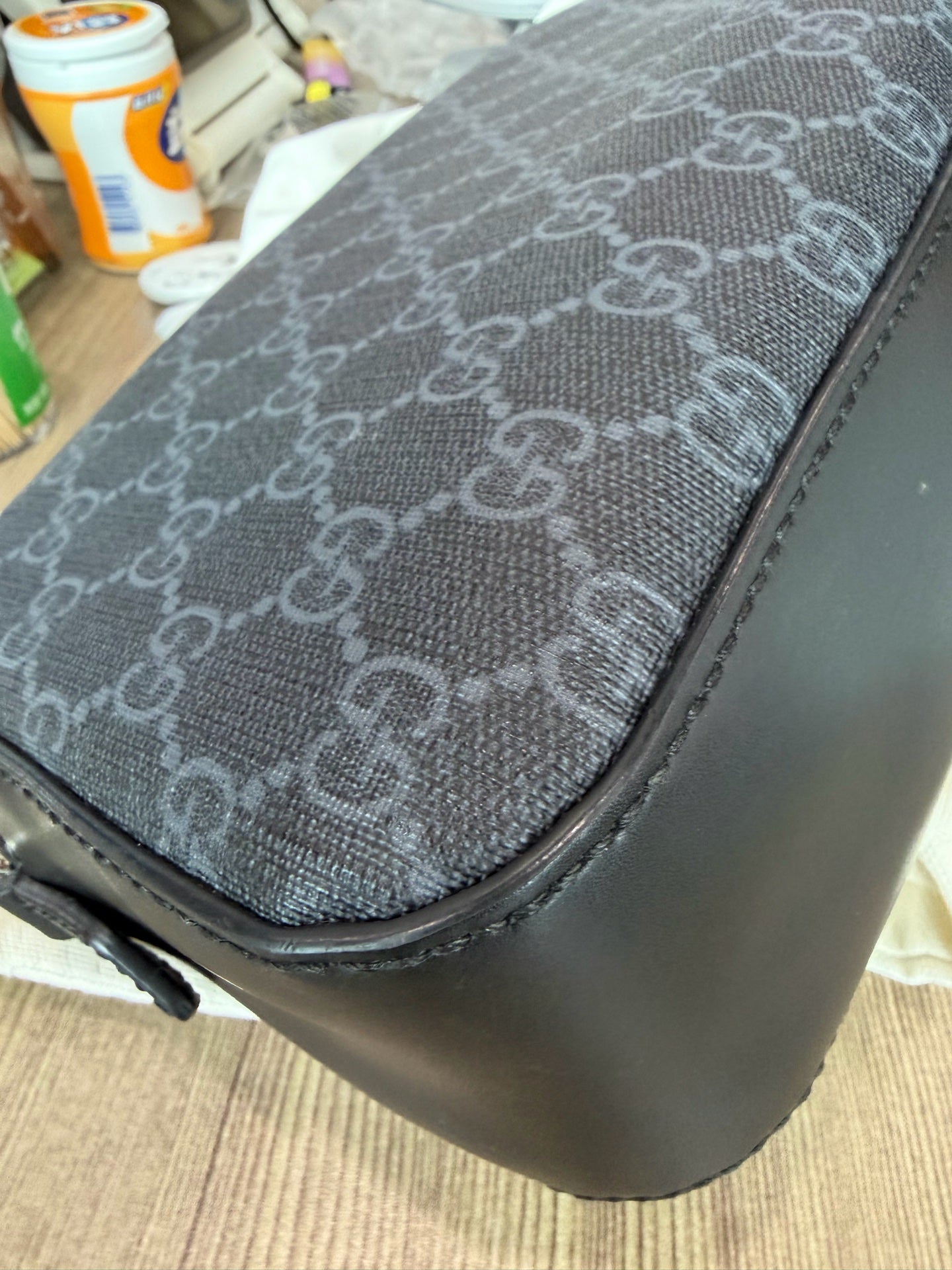 Gucci - Other - Synthetic - Black - (small)