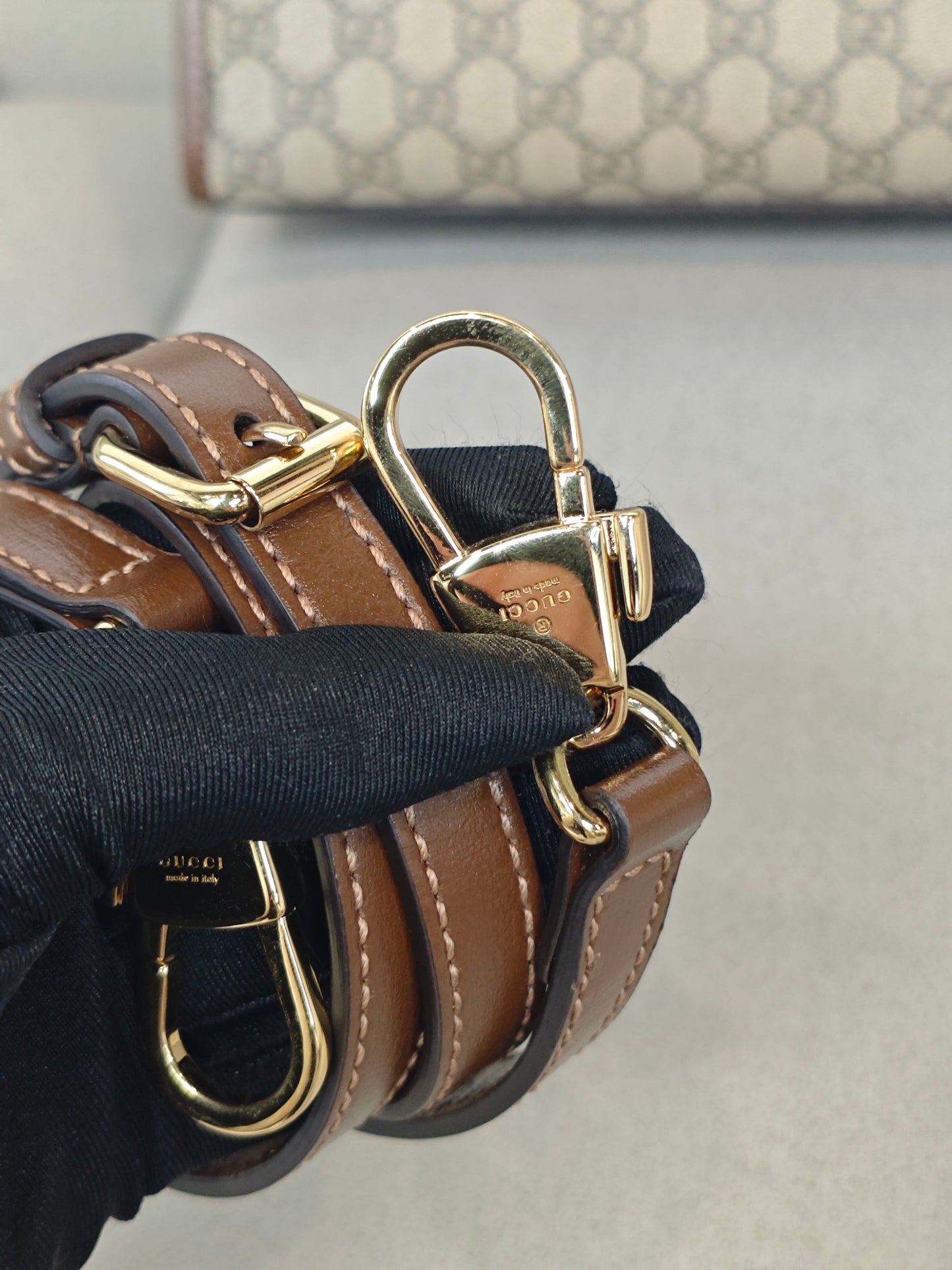 Gucci - Other - Synthetic - Brown - (medium)