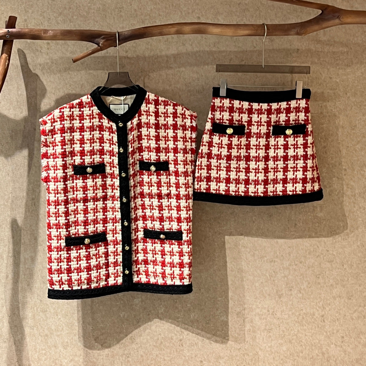 Gucci - Other - Tweed - Red - (38)