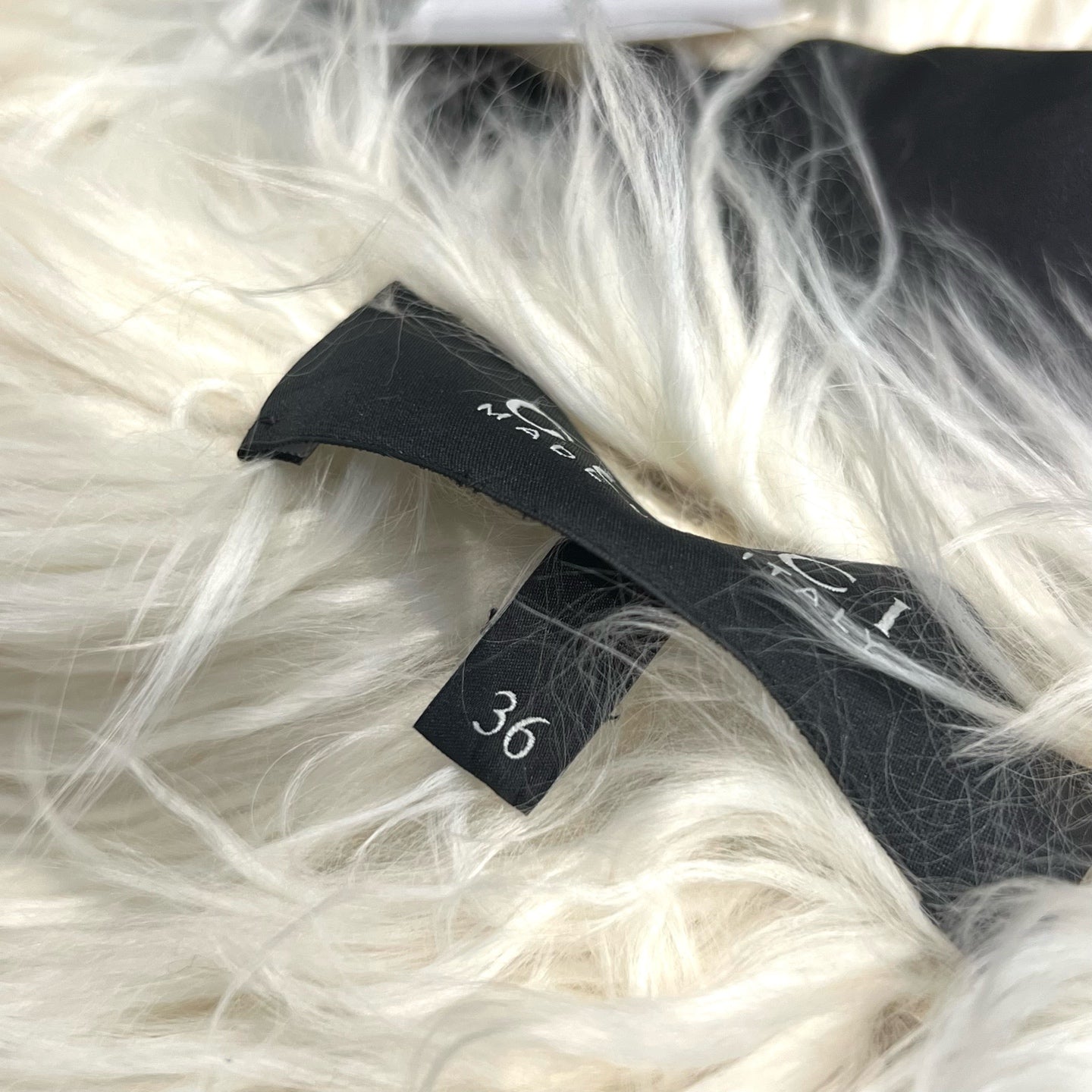 Gucci - Other - Wool - White - (36)