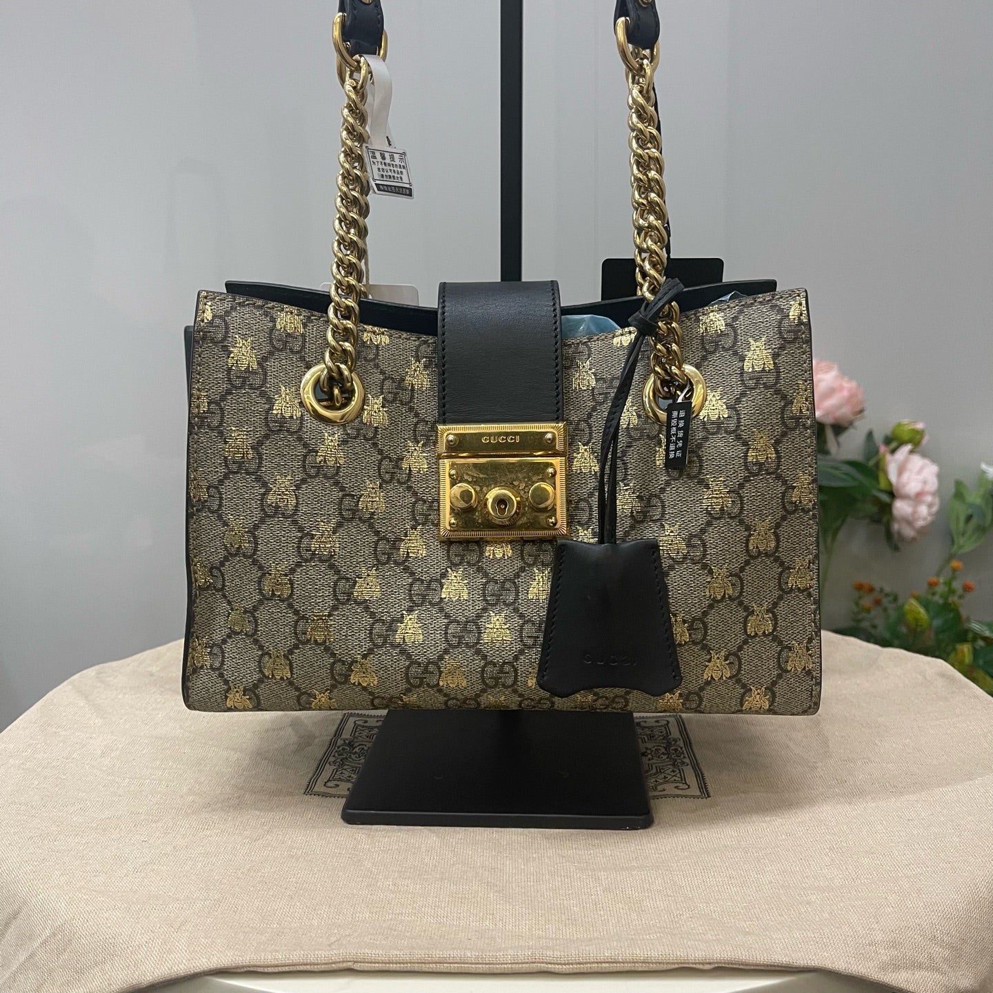 Gucci - Padlock Bee - GG Supreme canvas with leather trim - Beige and Ebony with Gold Bee Print and Black Leather - (small)