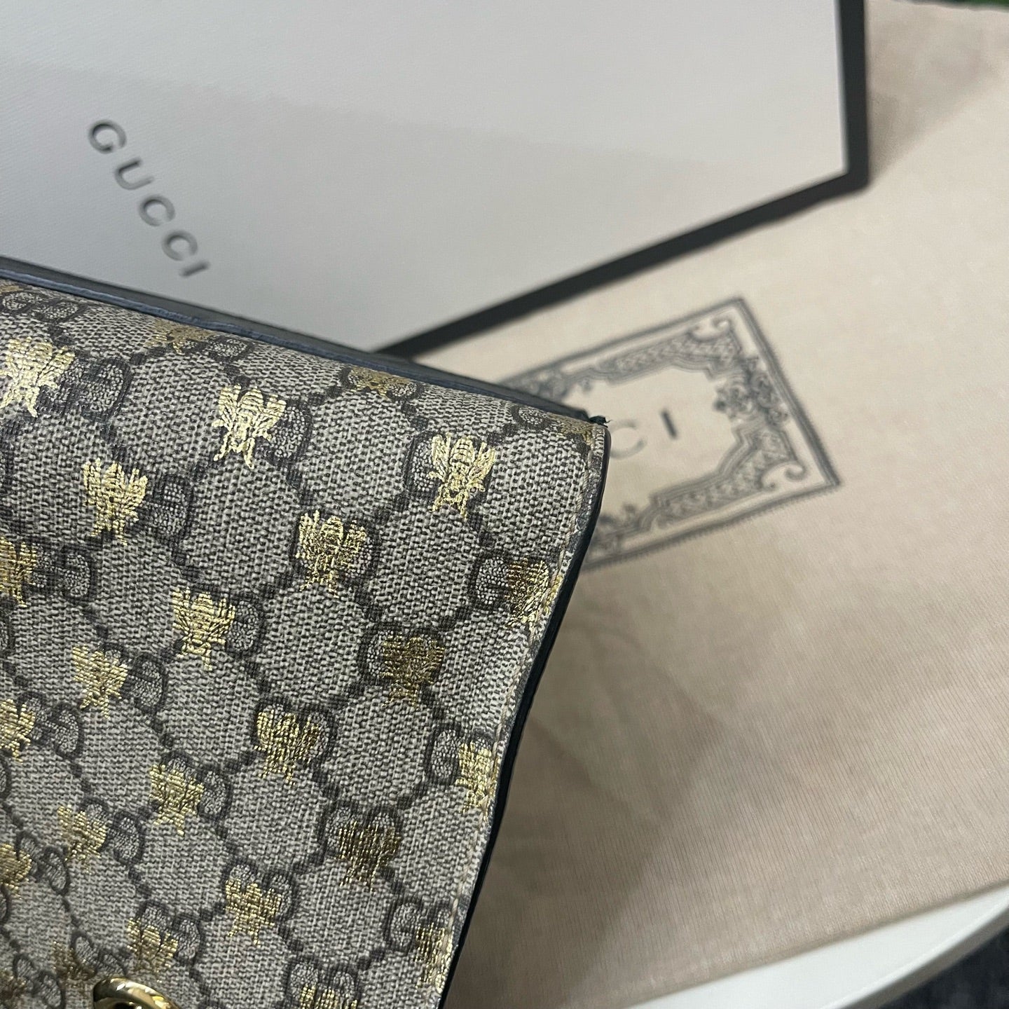 Gucci - Padlock Bee - GG Supreme canvas with leather trim - Beige and Ebony with Gold Bee Print and Black Leather - (small)