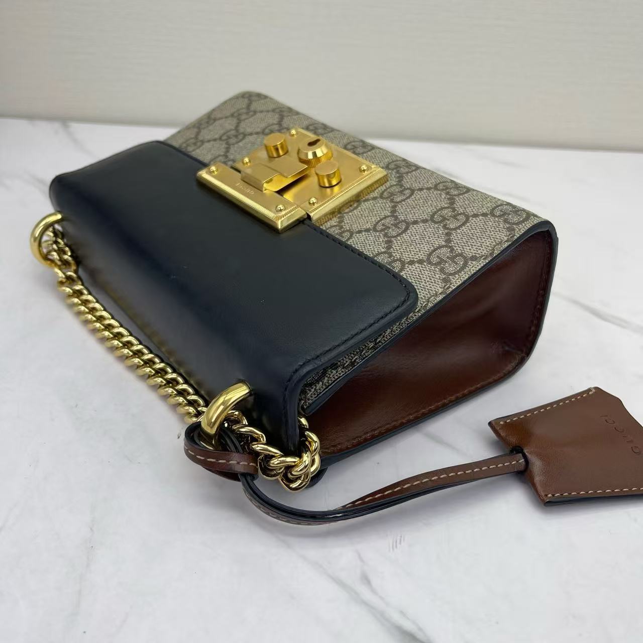 Gucci - Padlock Chain Bag - GG Supreme canvas with leather trim - Black - (small)