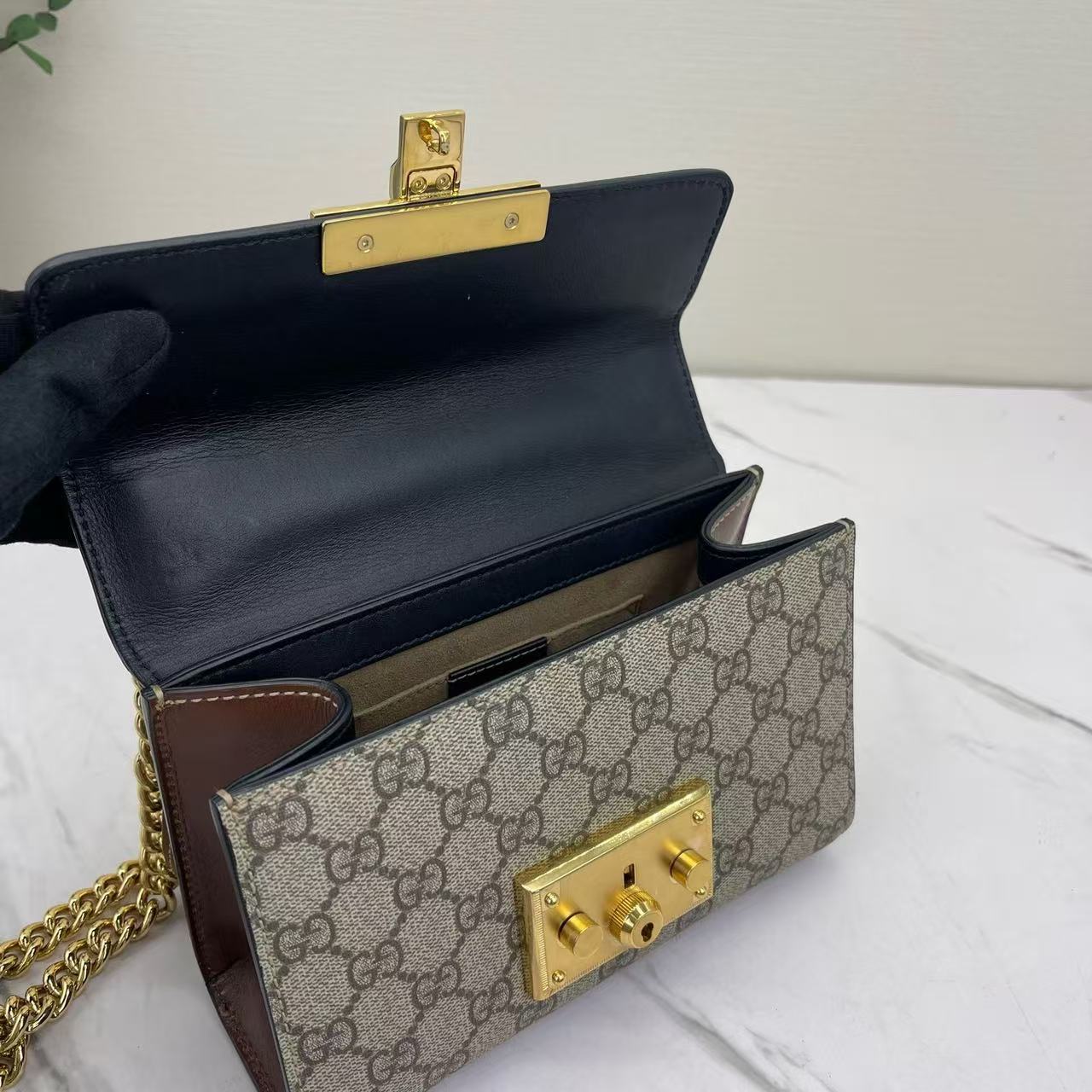 Gucci - Padlock Chain Bag - GG Supreme canvas with leather trim - Black - (small)