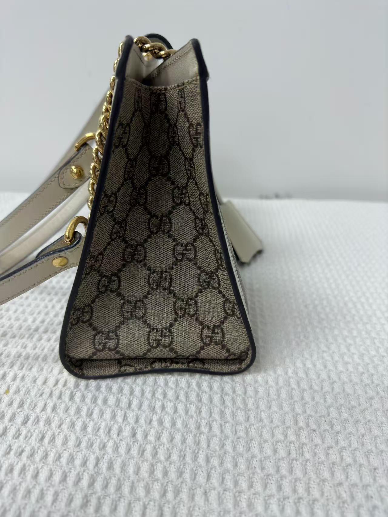 Gucci - Padlock - GG Supreme canvas and Leather - White - (Small)