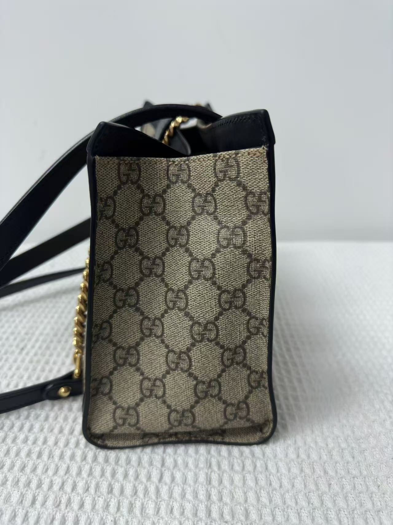 Gucci - Padlock - GG Supreme canvas with leather trim - Beige and black - (small)