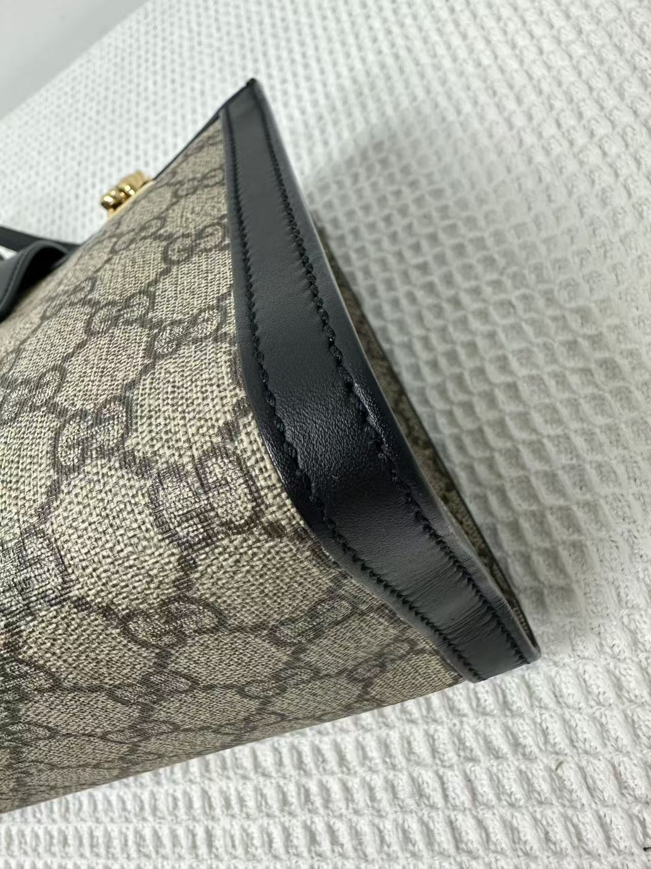 Gucci - Padlock - GG Supreme canvas with leather trim - Beige and black - (small)