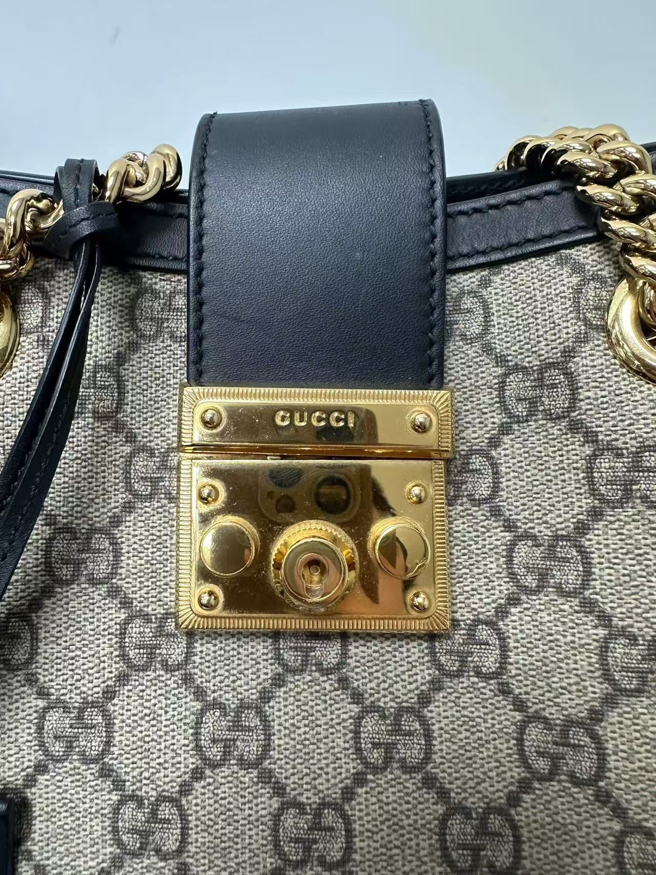 Gucci - Padlock - GG Supreme canvas with leather trim - Beige and black - (small)