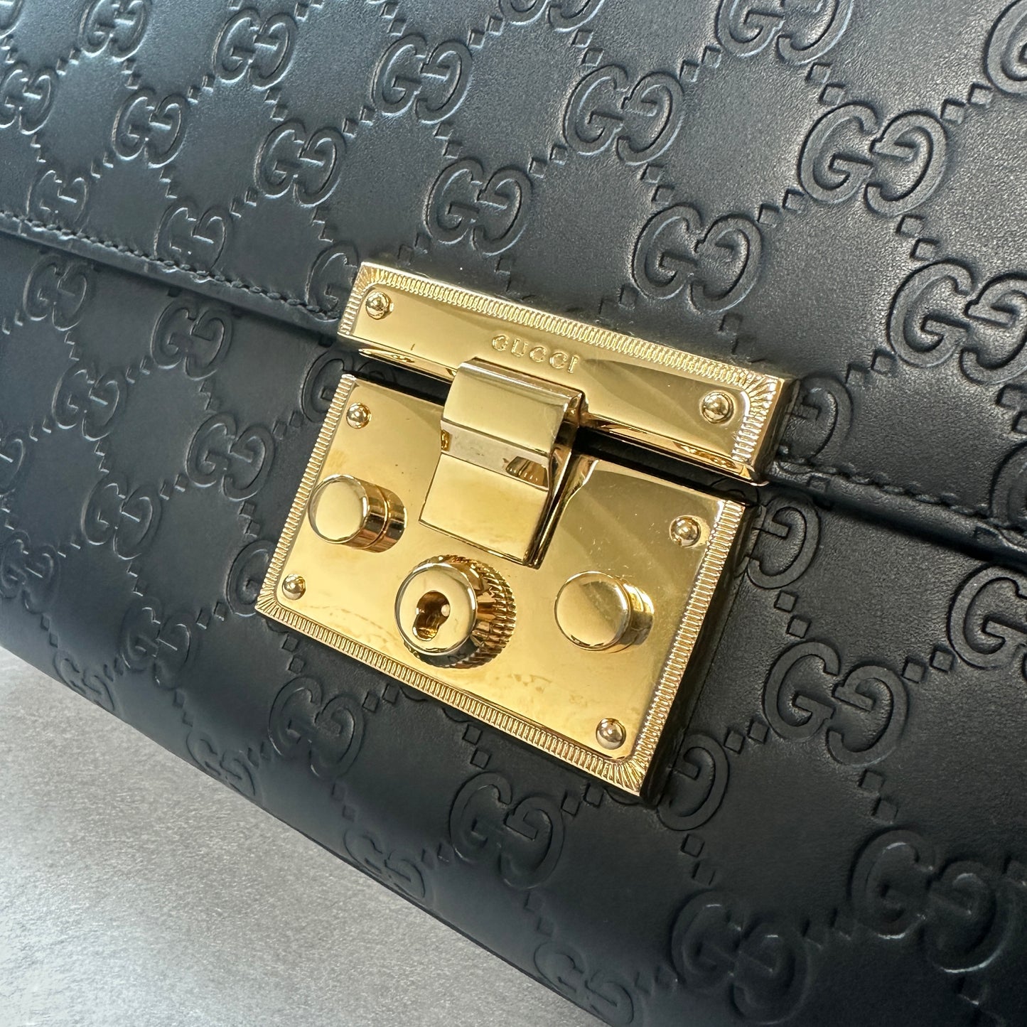 Gucci - Padlock - Leather - Black - (medium)