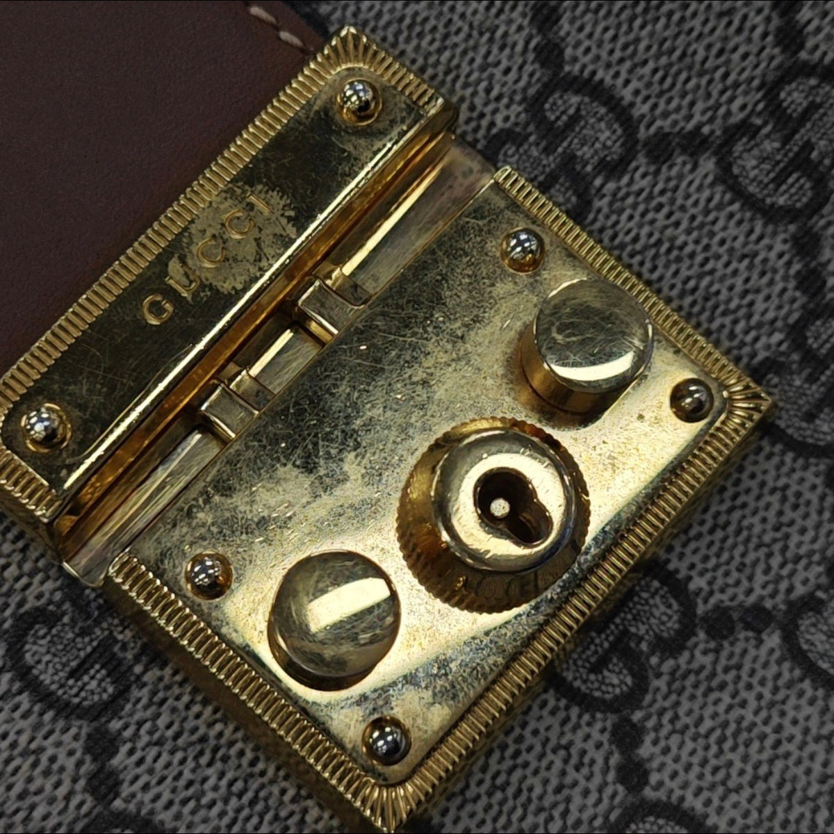 Gucci - Padlock Shoulder Bag - Synthetic - Beige - (small)
