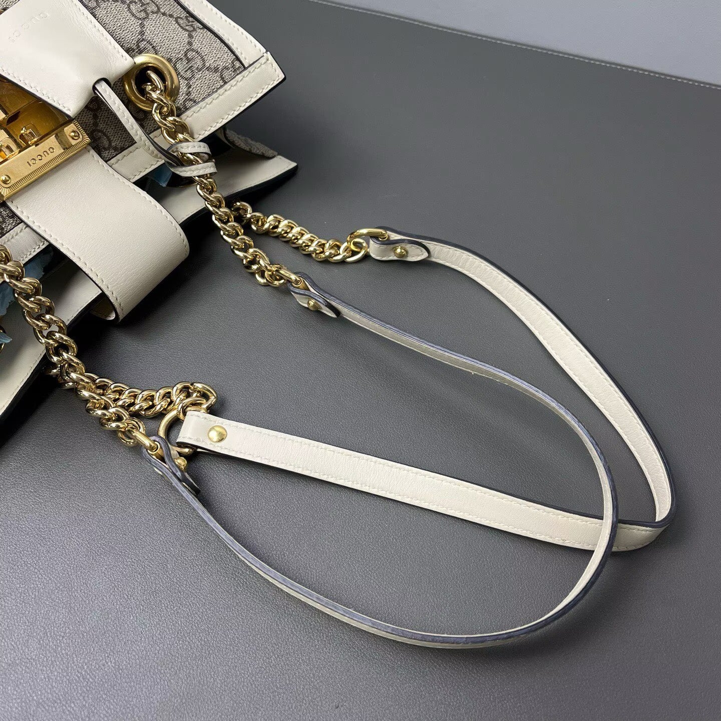 Gucci - Padlock Small - GG Supreme coated canvas with leather trim - Beige and White - (small)