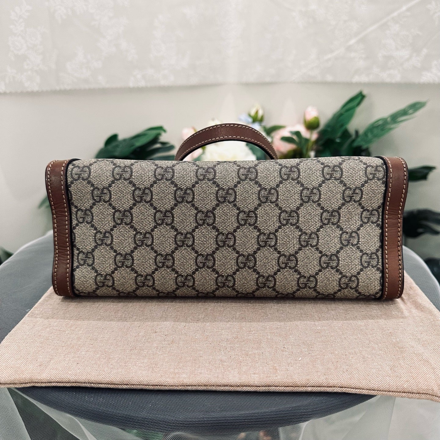 Gucci - Padlock Small Shoulder Bag - GG Supreme canvas with leather trim - Caramel - (small)