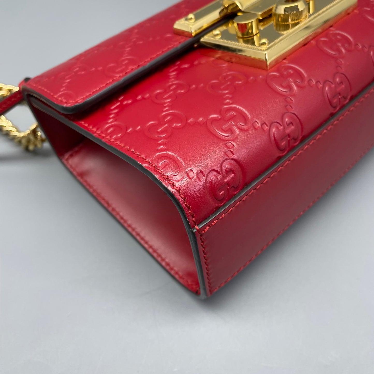 Gucci - Padlock Small Shoulder Bag - Leather - Red - (Small)