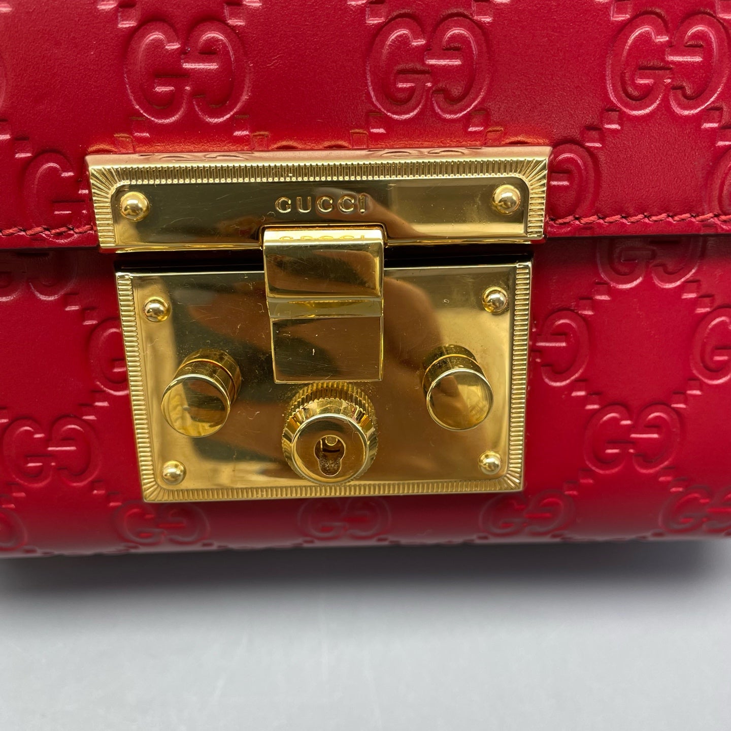 Gucci - Padlock Small Shoulder Bag - Leather - Red - (Small)
