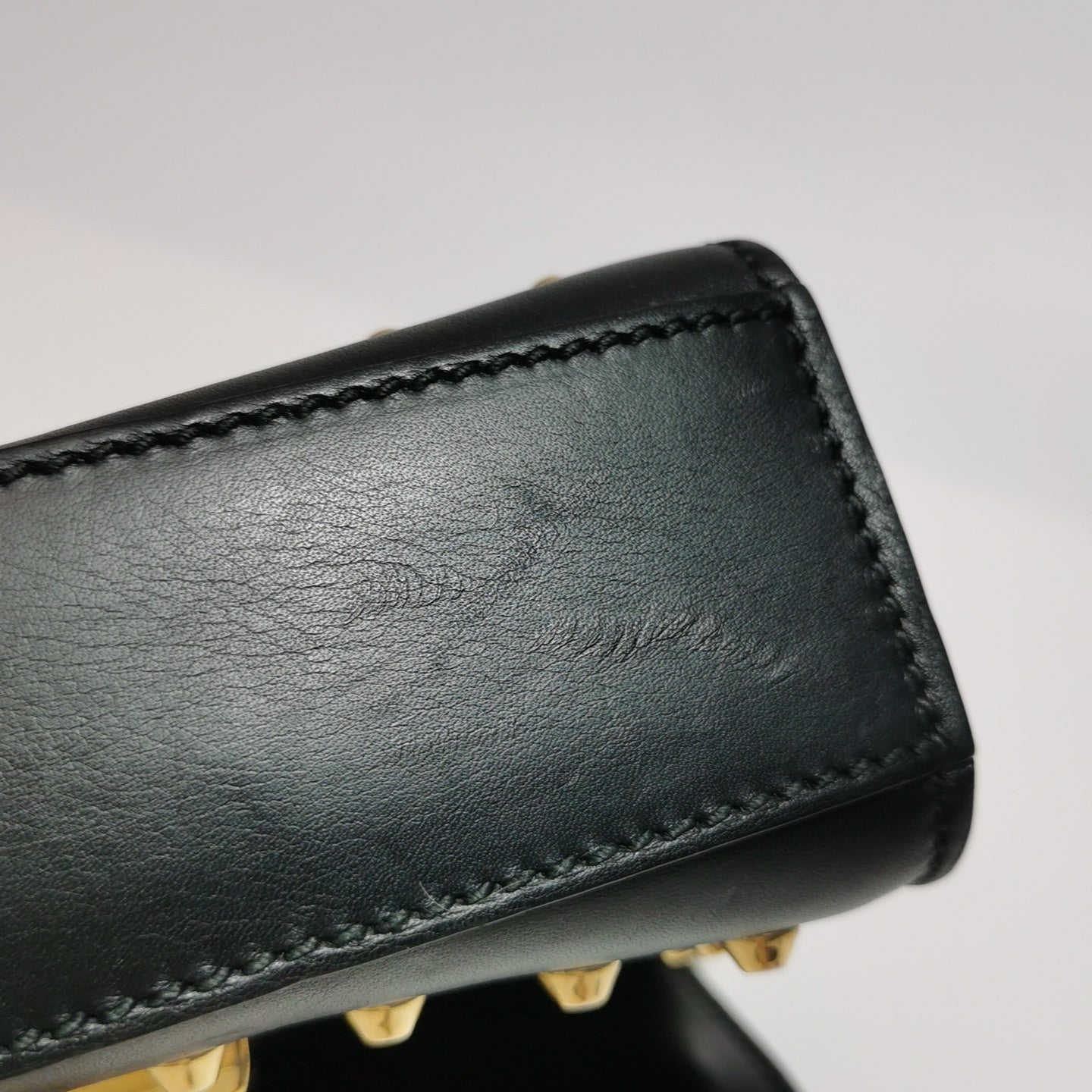 Gucci - Padlock Studded Shoulder Bag - Leather - Black - (small)
