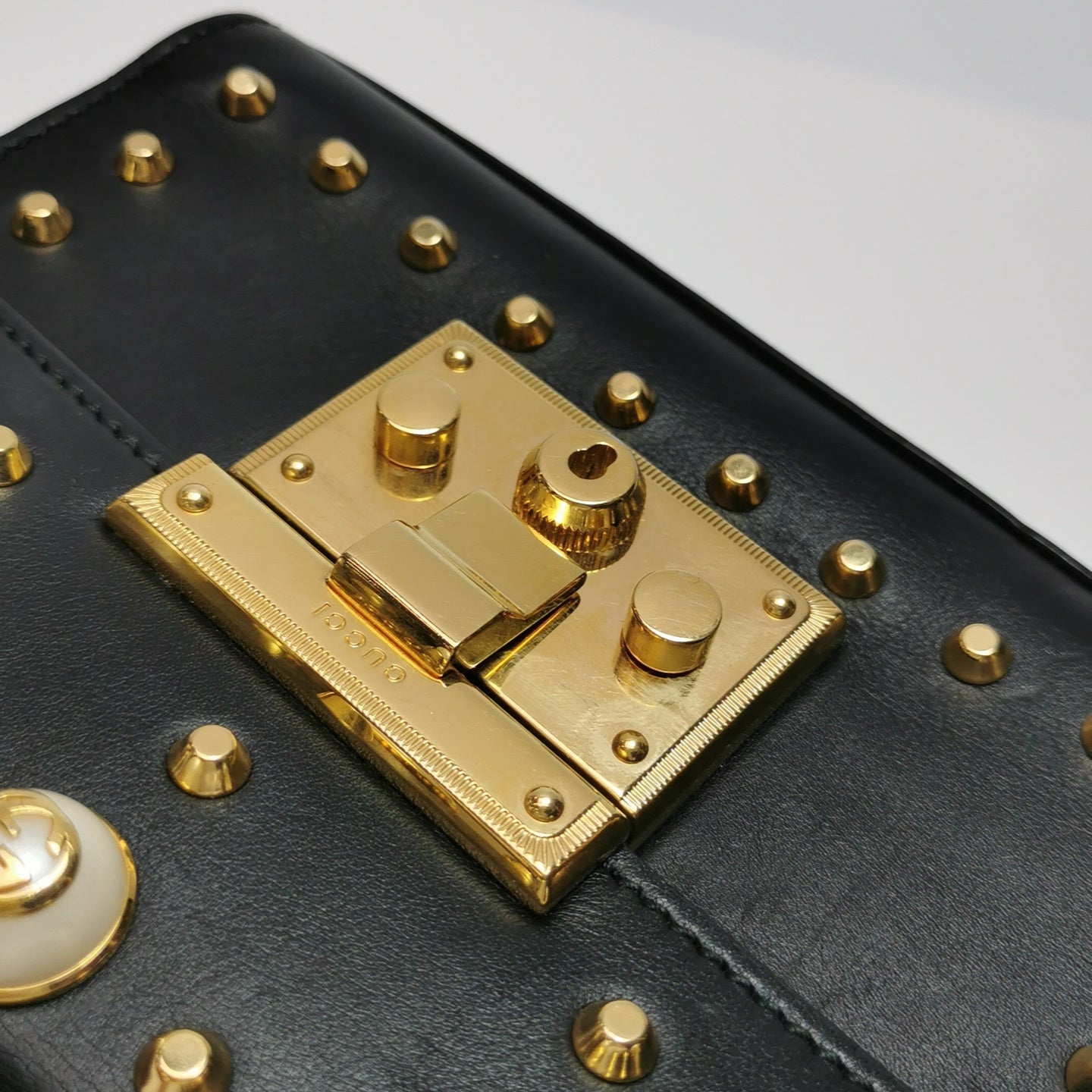 Gucci - Padlock Studded Shoulder Bag - Leather - Black - (small)