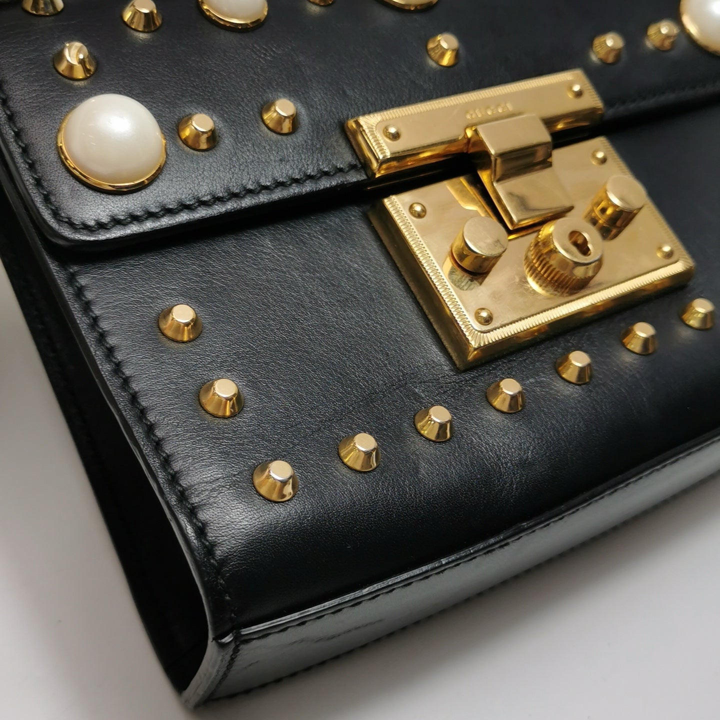 Gucci - Padlock Studded Shoulder Bag - Leather - Black - (small)