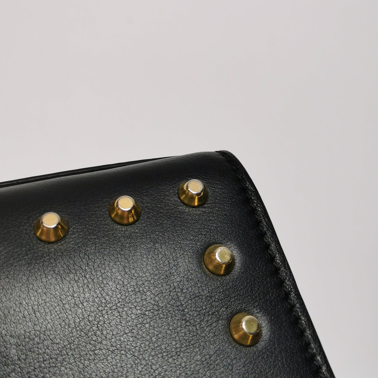 Gucci - Padlock Studded Shoulder Bag - Leather - Black - (small)