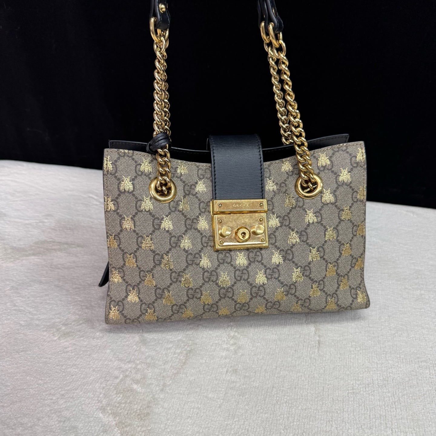 Gucci - Padlock Tote Bag with Bee Motif - GG Supreme canvas with leather trim - Beige/Ebony with Gold Bees and Black trim - (Small)