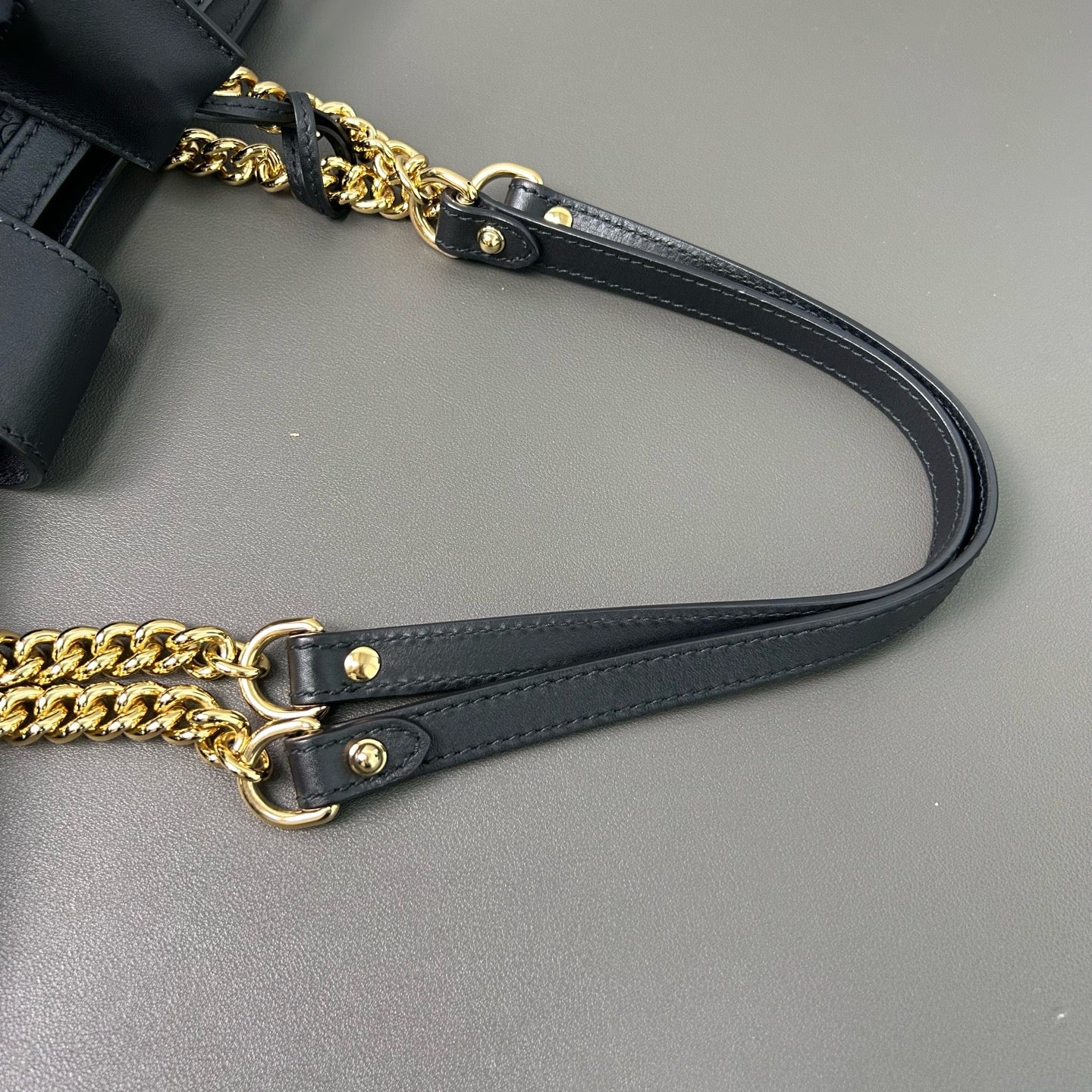Gucci - Padlock Tote - Leather - Black - (Medium)