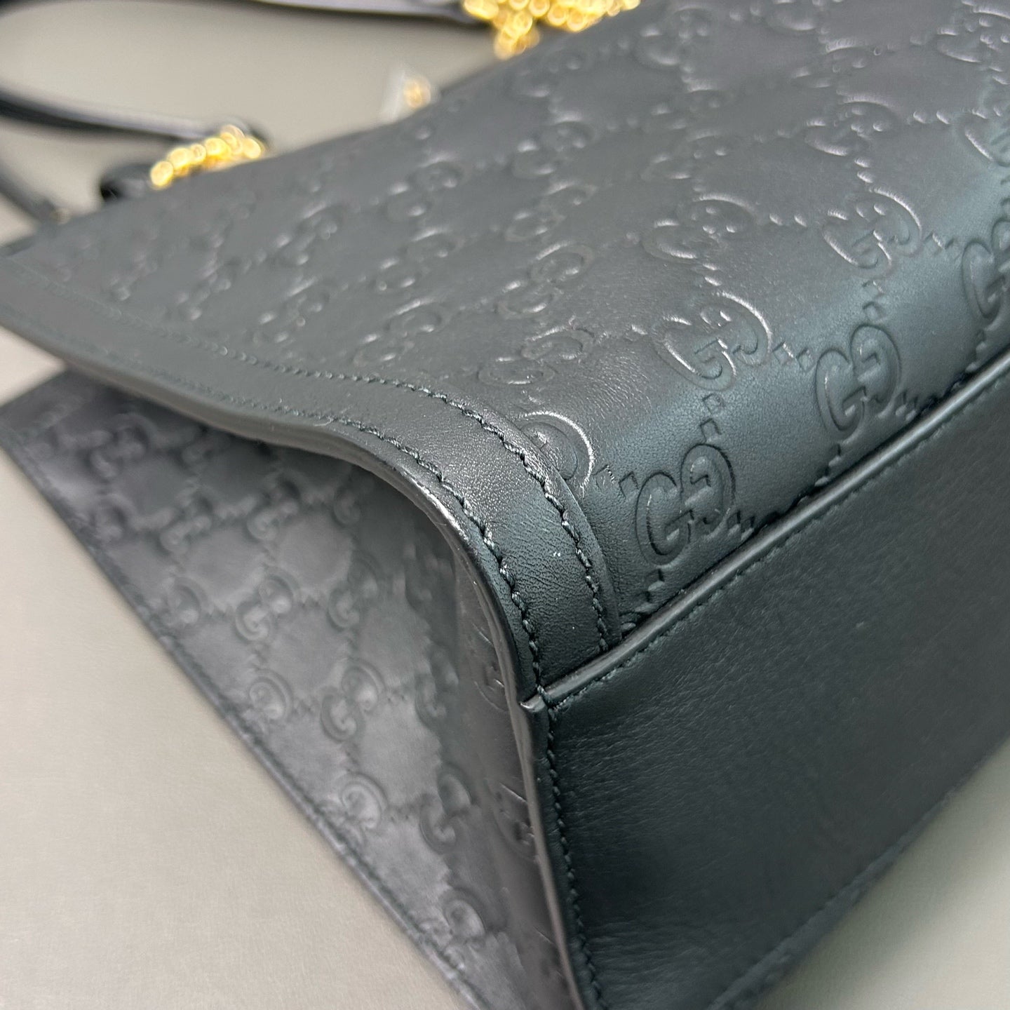 Gucci - Padlock Tote - Leather - Black - (Medium)