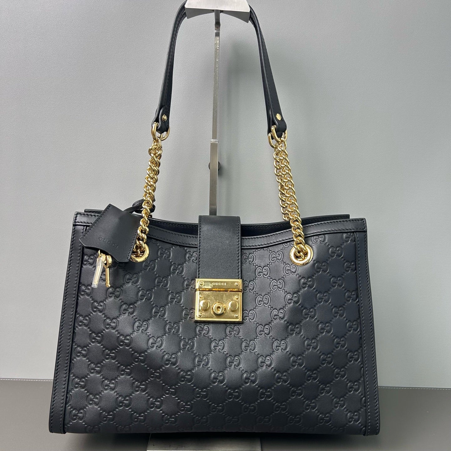 Gucci - Padlock Tote - Leather - Black - (Medium)