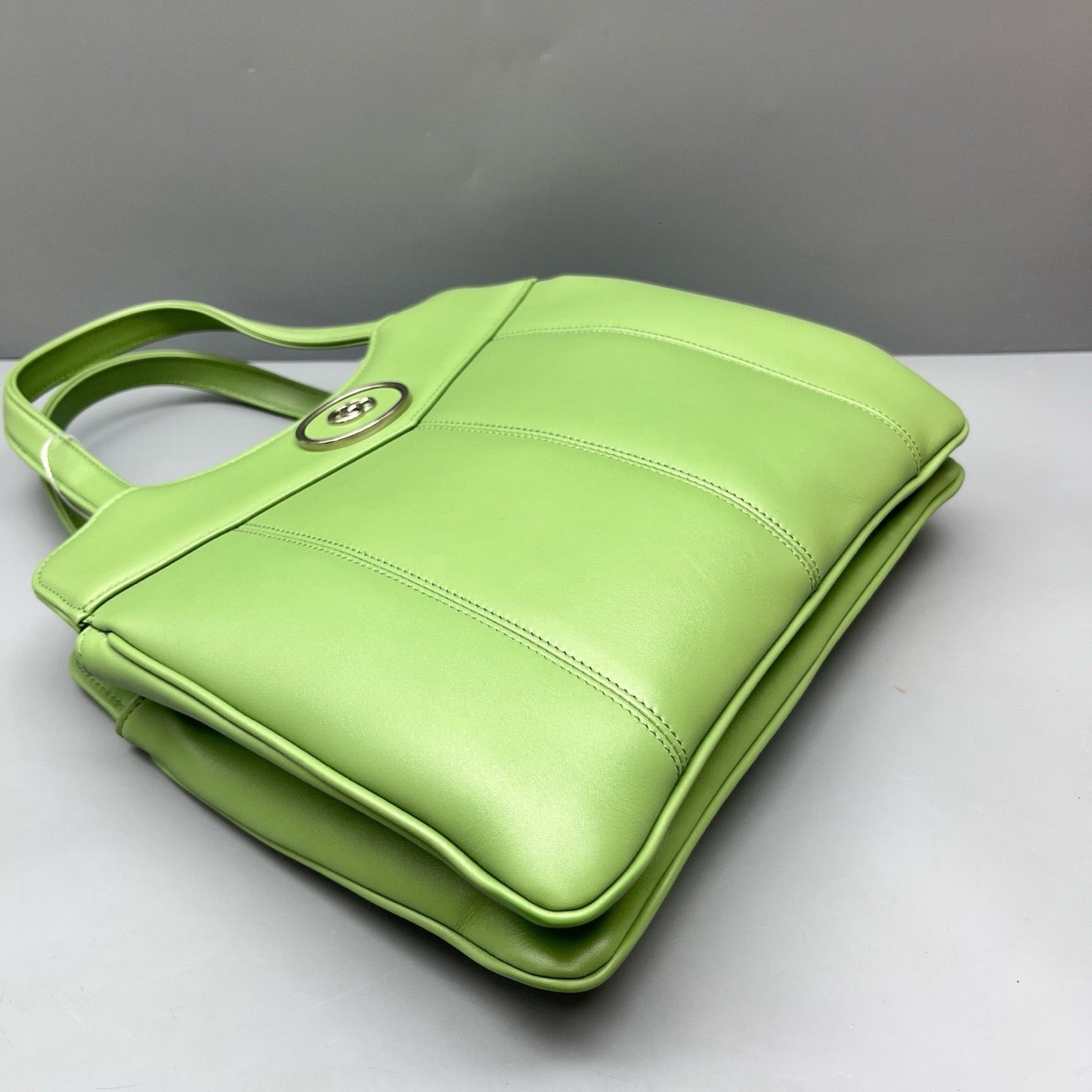 Gucci - Petite Tote Bag - Leather - Green - (Small)