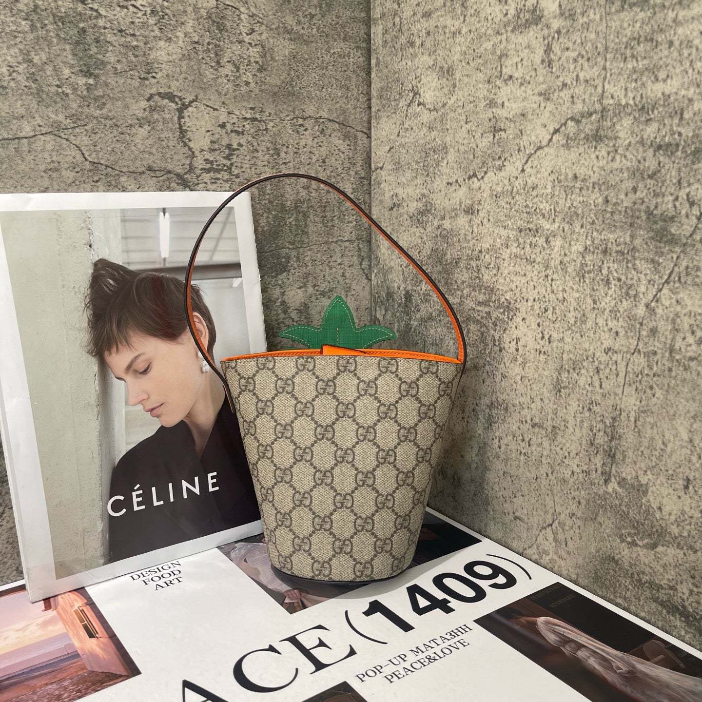 Gucci - Pineapple Mini Bucket Bag - GG Supreme canvas with leather trim and accents - Multicolour (Beige, Brown, Yellow, Green, Orange) - (mini)