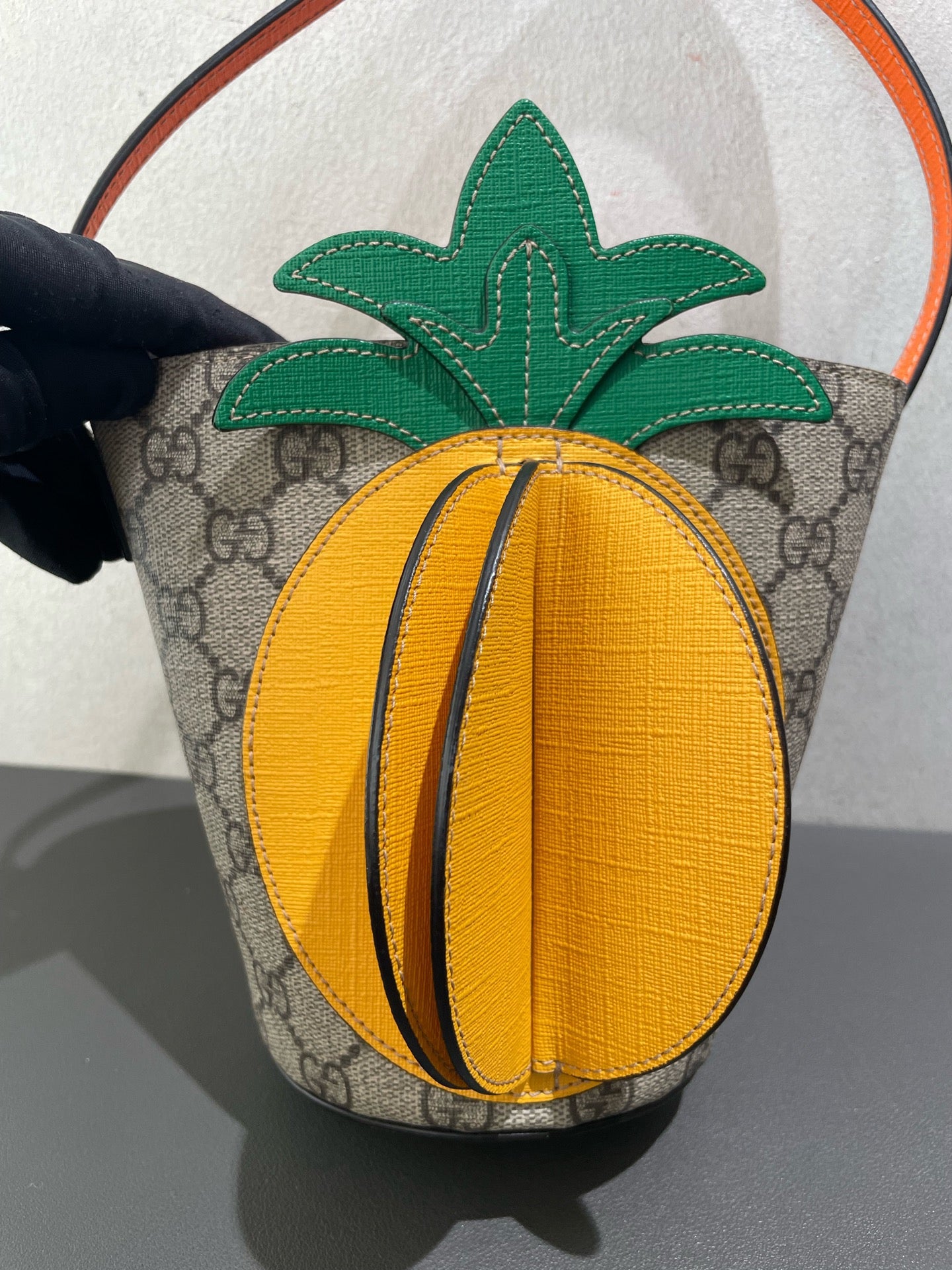 Gucci - Pineapple Mini Bucket Bag - GG Supreme canvas with leather trim and accents - Multicolour (Beige, Brown, Yellow, Green, Orange) - (mini)