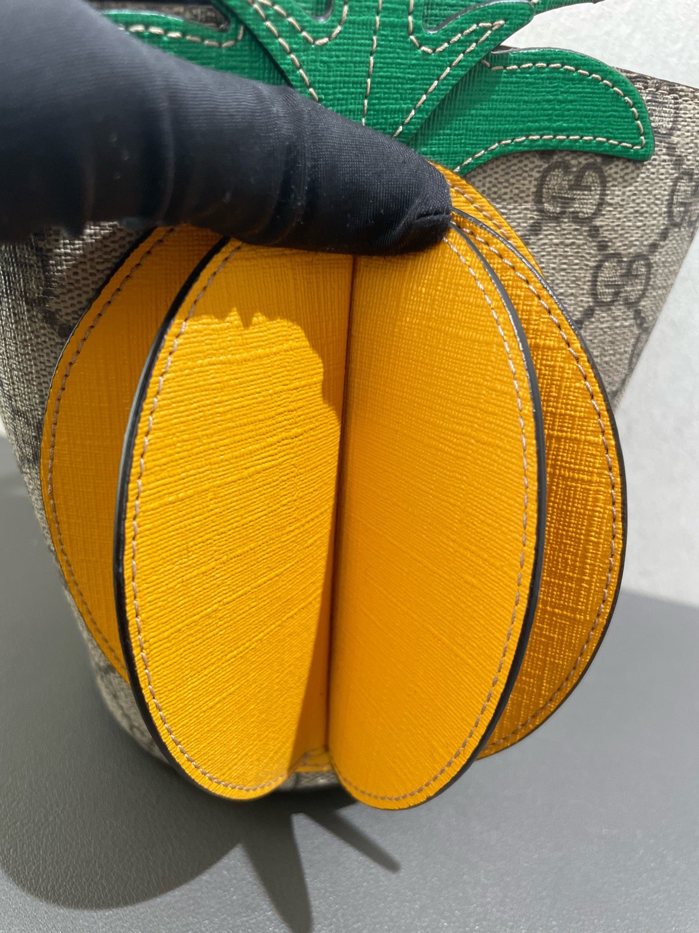 Gucci - Pineapple Mini Bucket Bag - GG Supreme canvas with leather trim and accents - Multicolour (Beige, Brown, Yellow, Green, Orange) - (mini)