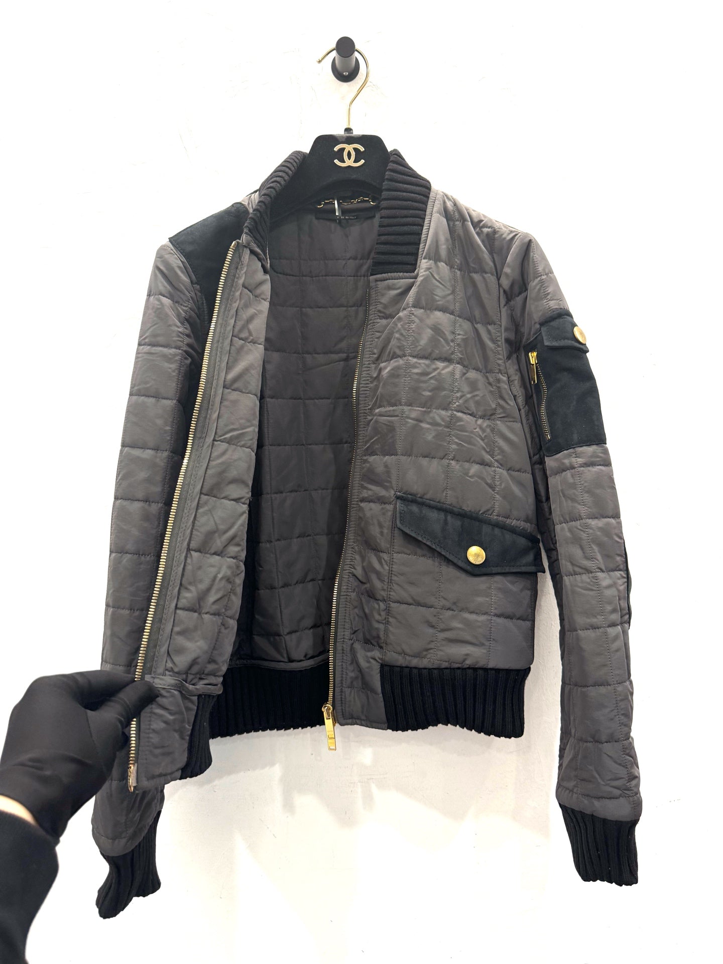 Gucci - Quilted Bomber Jacket - Polyamide and Polyester blend with Leather and Suede accents - Grey and Black - (42)