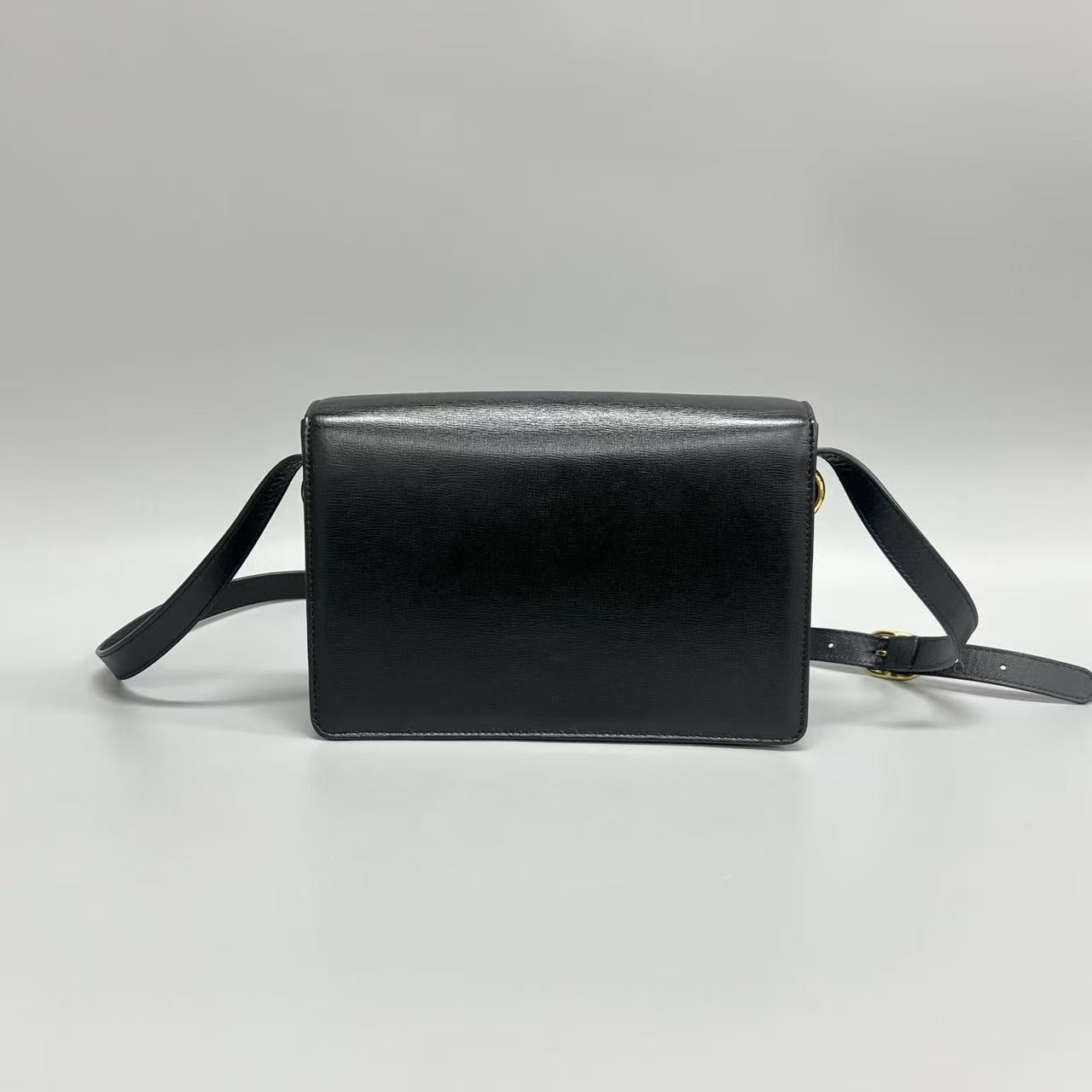 Gucci - Ring series - Textured leather - Black with Gold-Tone Hardware - (small)
