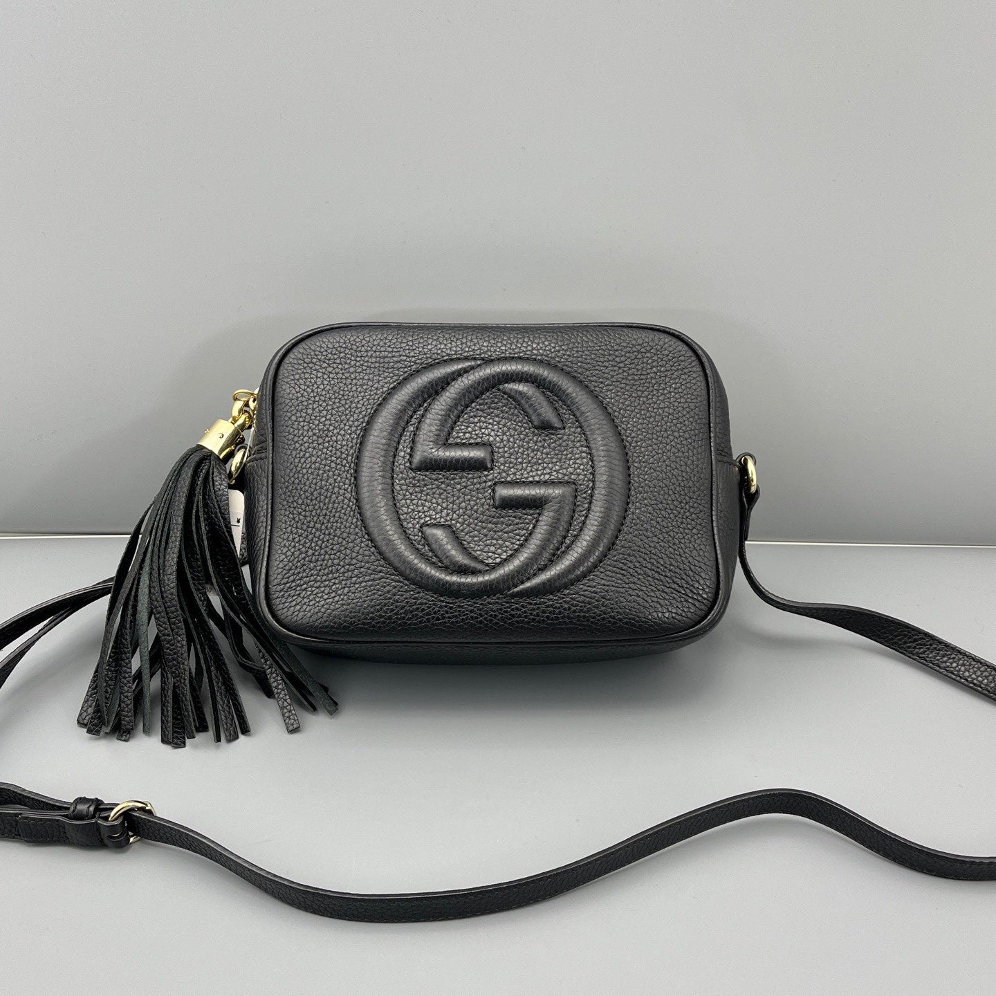 Gucci - Soho Tassel Camera Bag - Pebbled leather - Black - (Small)