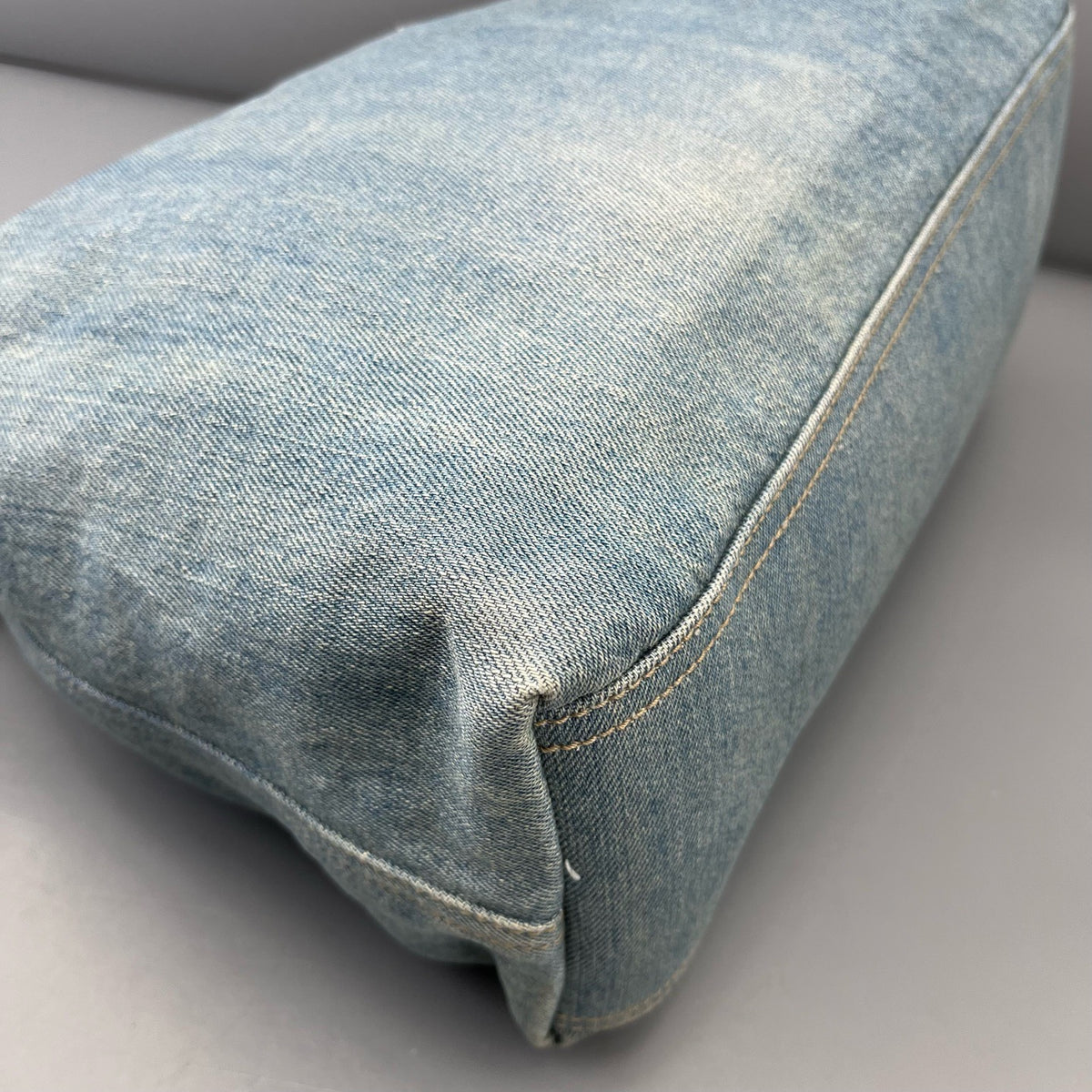 Gucci - Soho Tassel Tote - Denim - Jeans - Blue - (medium)