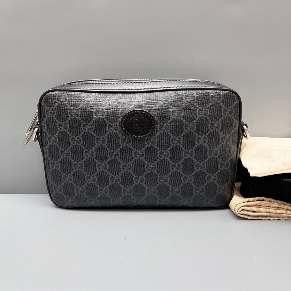 Gucci - Supreme Camera Bag - Synthetic - Black - (mini)