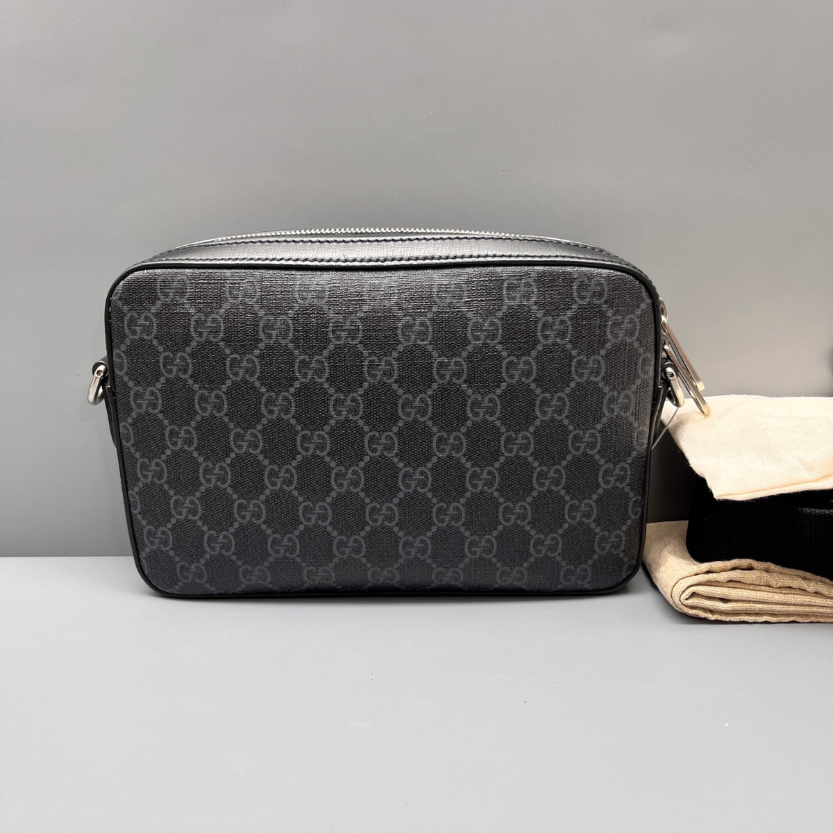 Gucci - Supreme Camera Bag - Synthetic - Black - (mini)