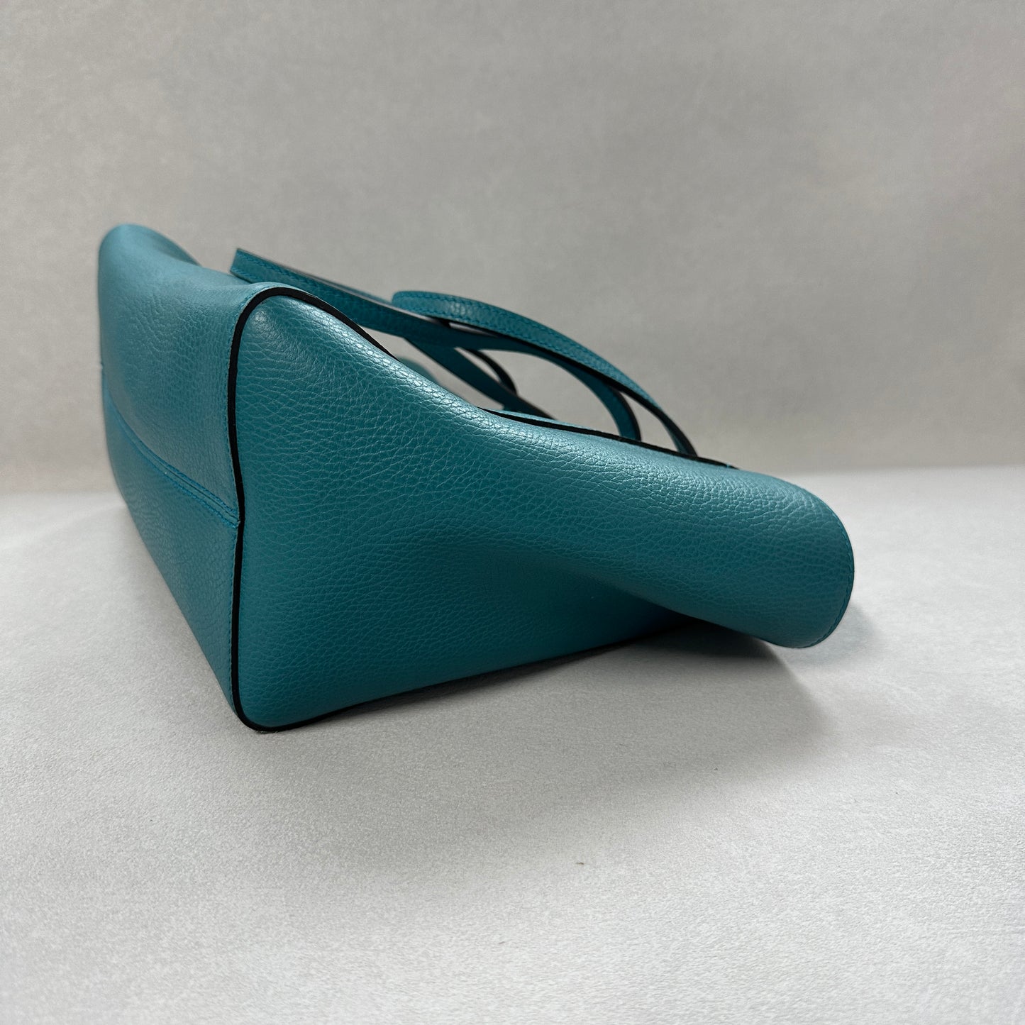 Gucci - Swing - Leather - Blue - (Medium)