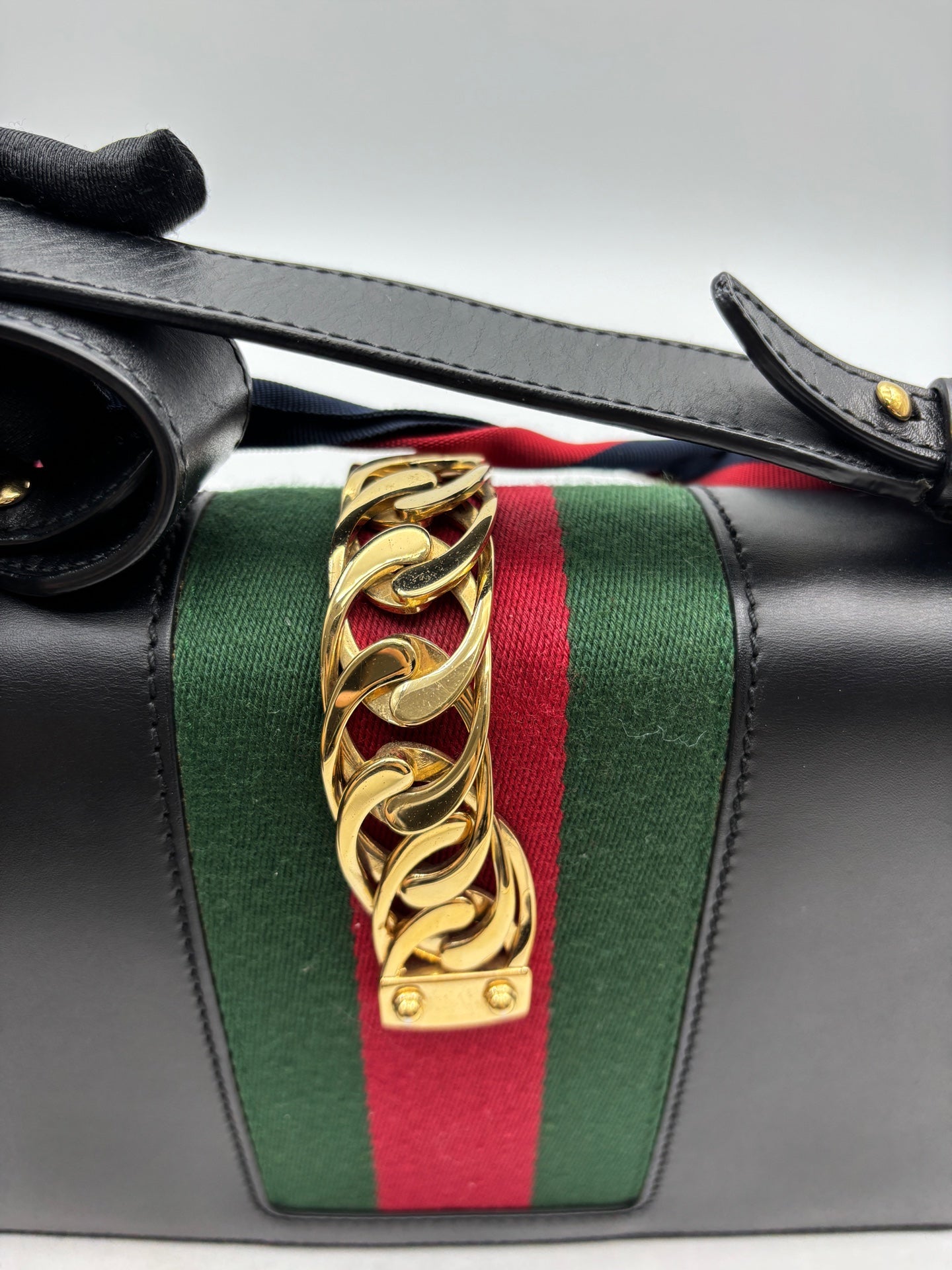Gucci - Sylvie - Leather - Black - (small)