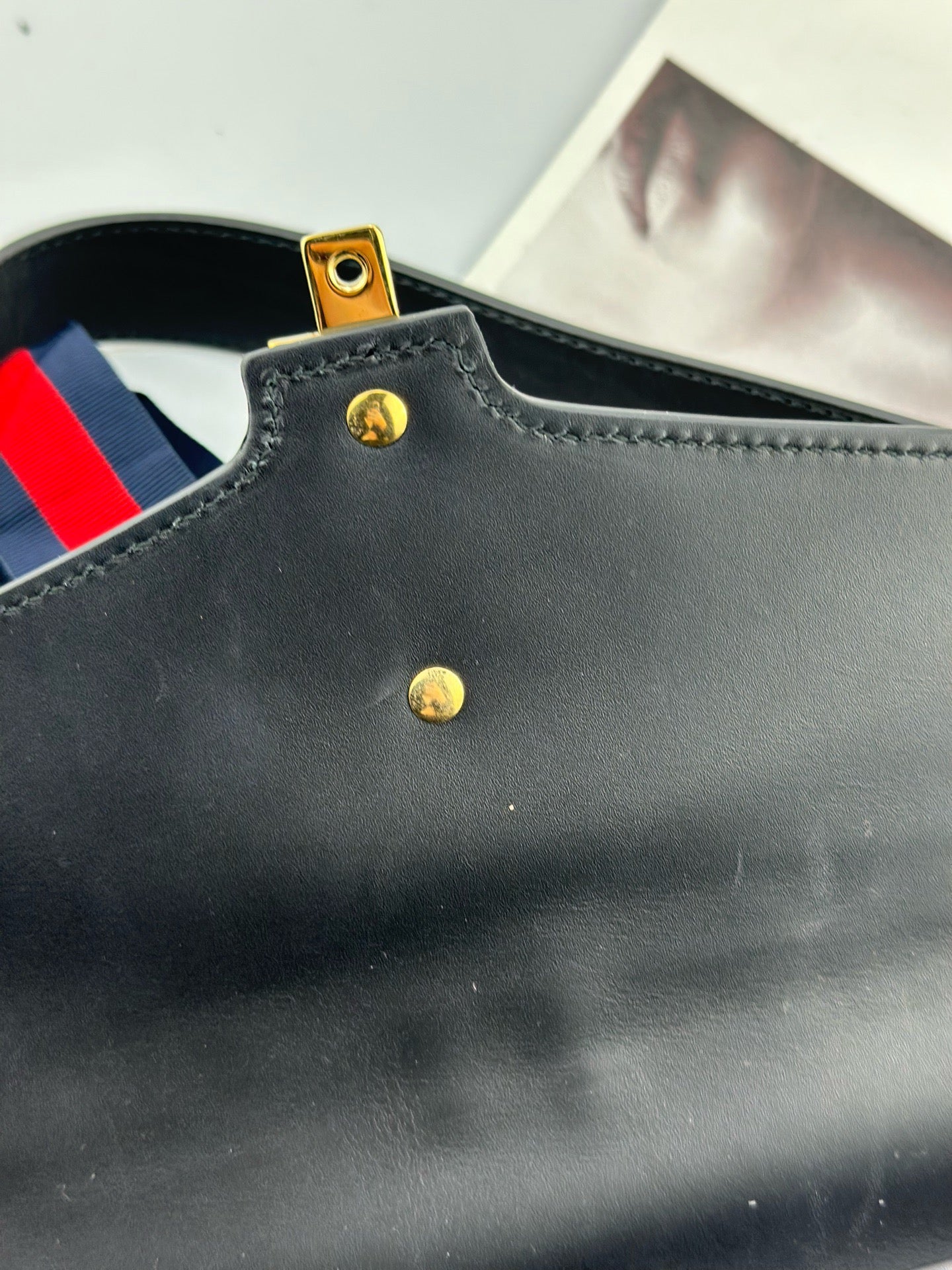 Gucci - Sylvie - Smooth leather - Black with Web stripe - (Small)