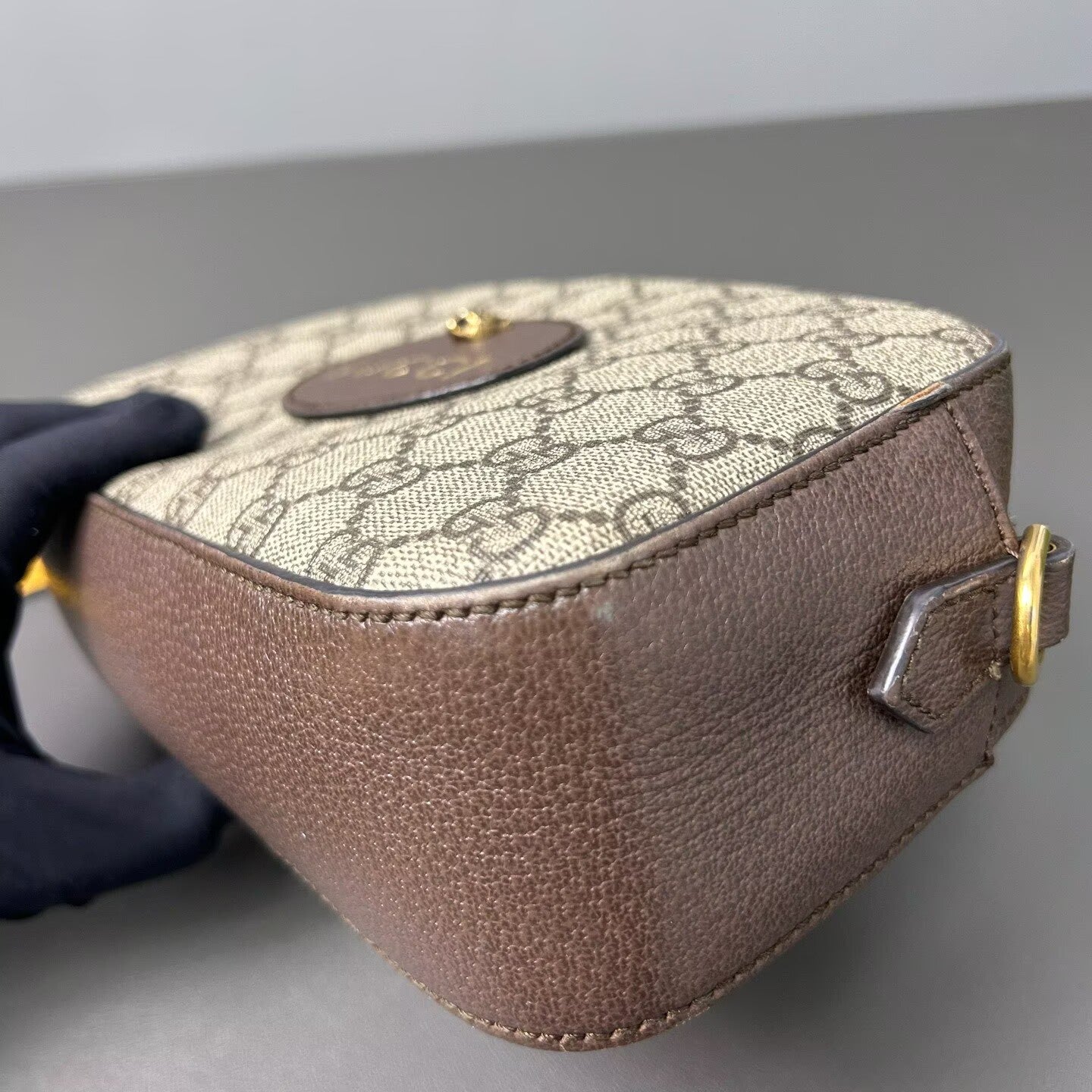 Gucci - Tiger Head Camera Bag - GG Supreme canvas with brown leather trim - Brown - (Small)